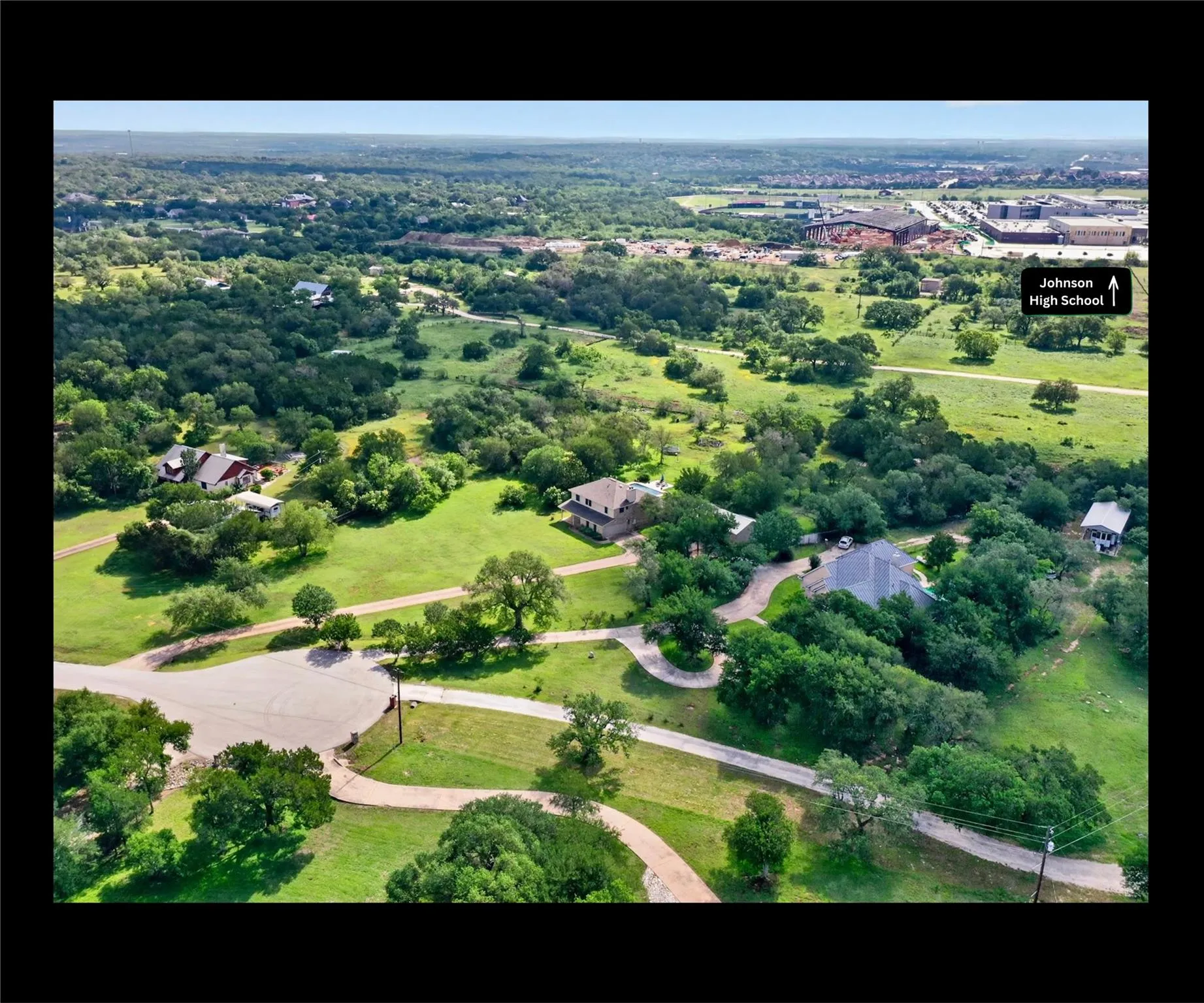 Photo 3 of 311 OAK FOREST CV
