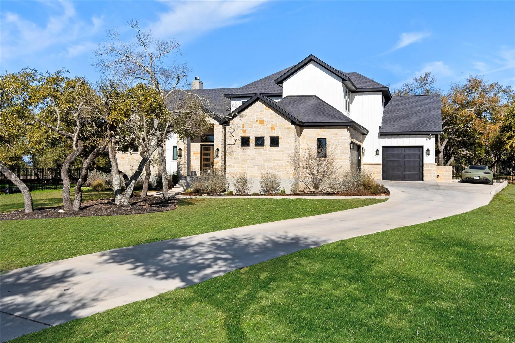 Photo of 316 STOCKMAN DR, Dripping Springs, TX, 78620