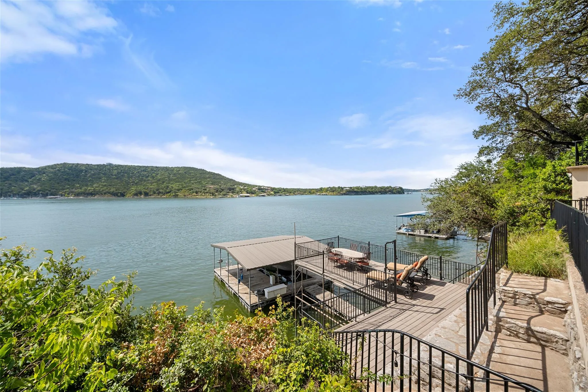 Photo 2 of 14753 ARROWHEAD DR