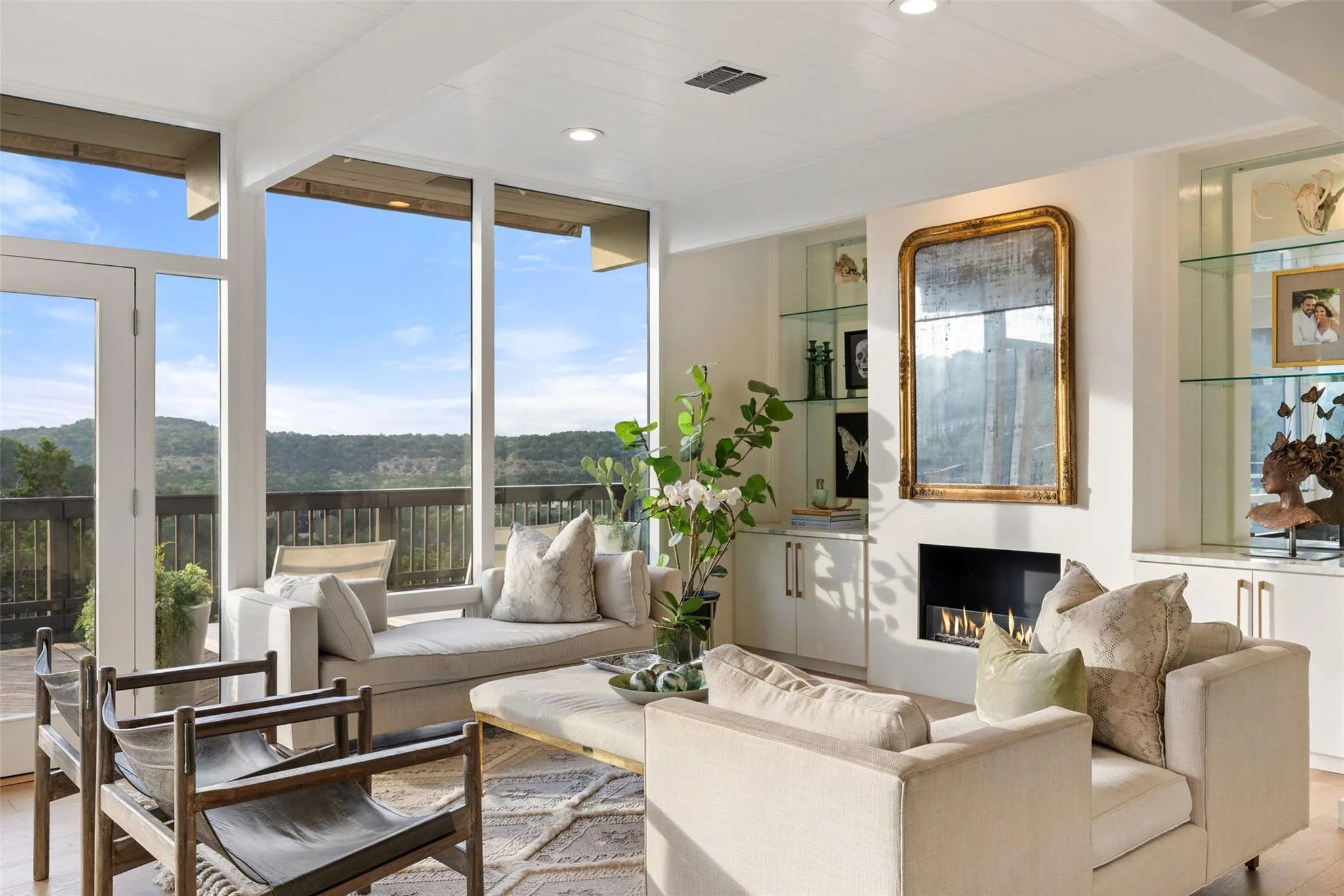 Photo of 6 WREN VALLEY CV, West Lake Hills, TX, 78746