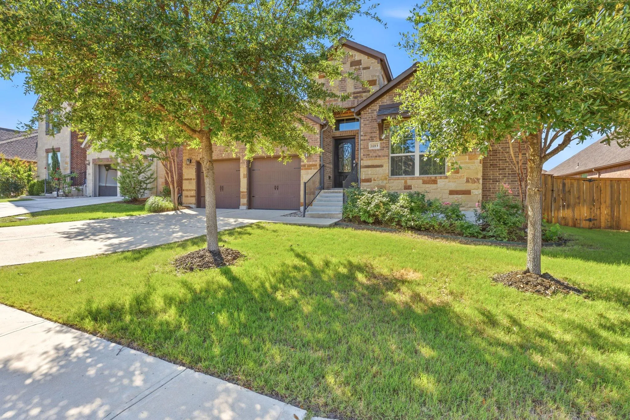 Photo 4 of 1213 LAKESIDE RANCH RD