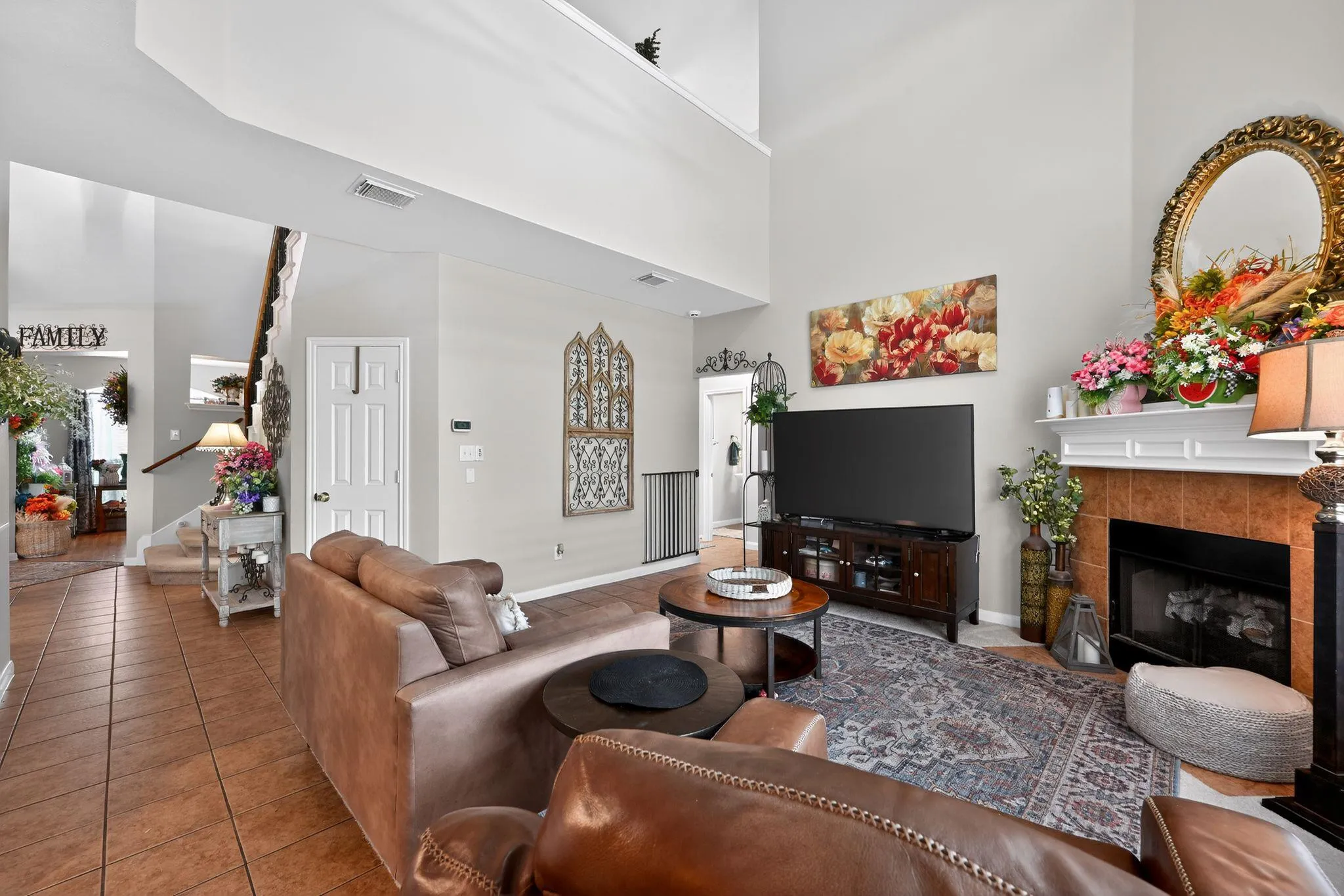 Photo 3 of 1707 ALISON ANN CT