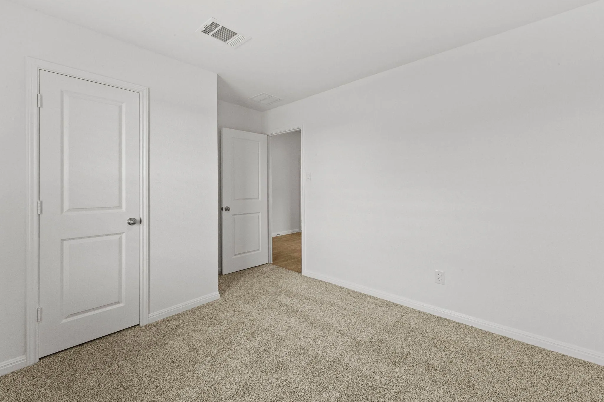 Photo 5 of 104 WAGNER WAY
