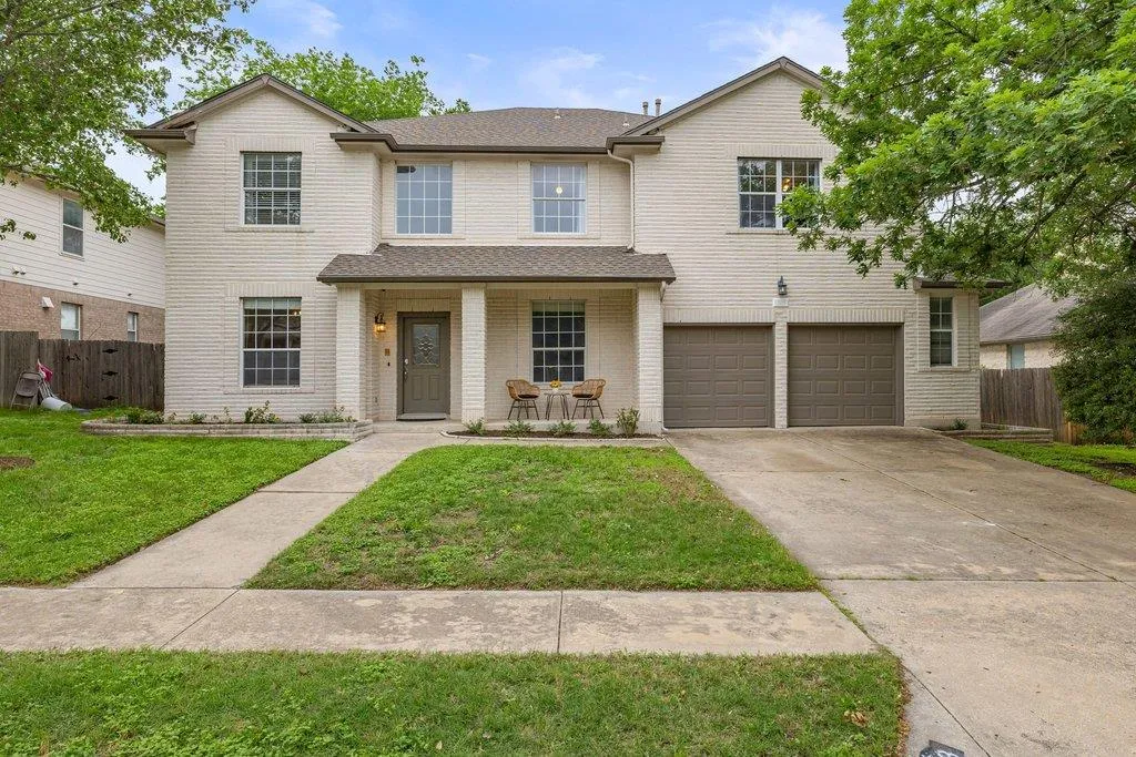 Photo 4 of 208 SETTLERS VALLEY DR