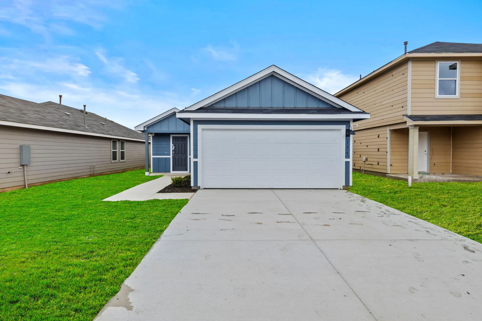 Photo of 196 SURREY OAKS, Maxwell, TX, 78656