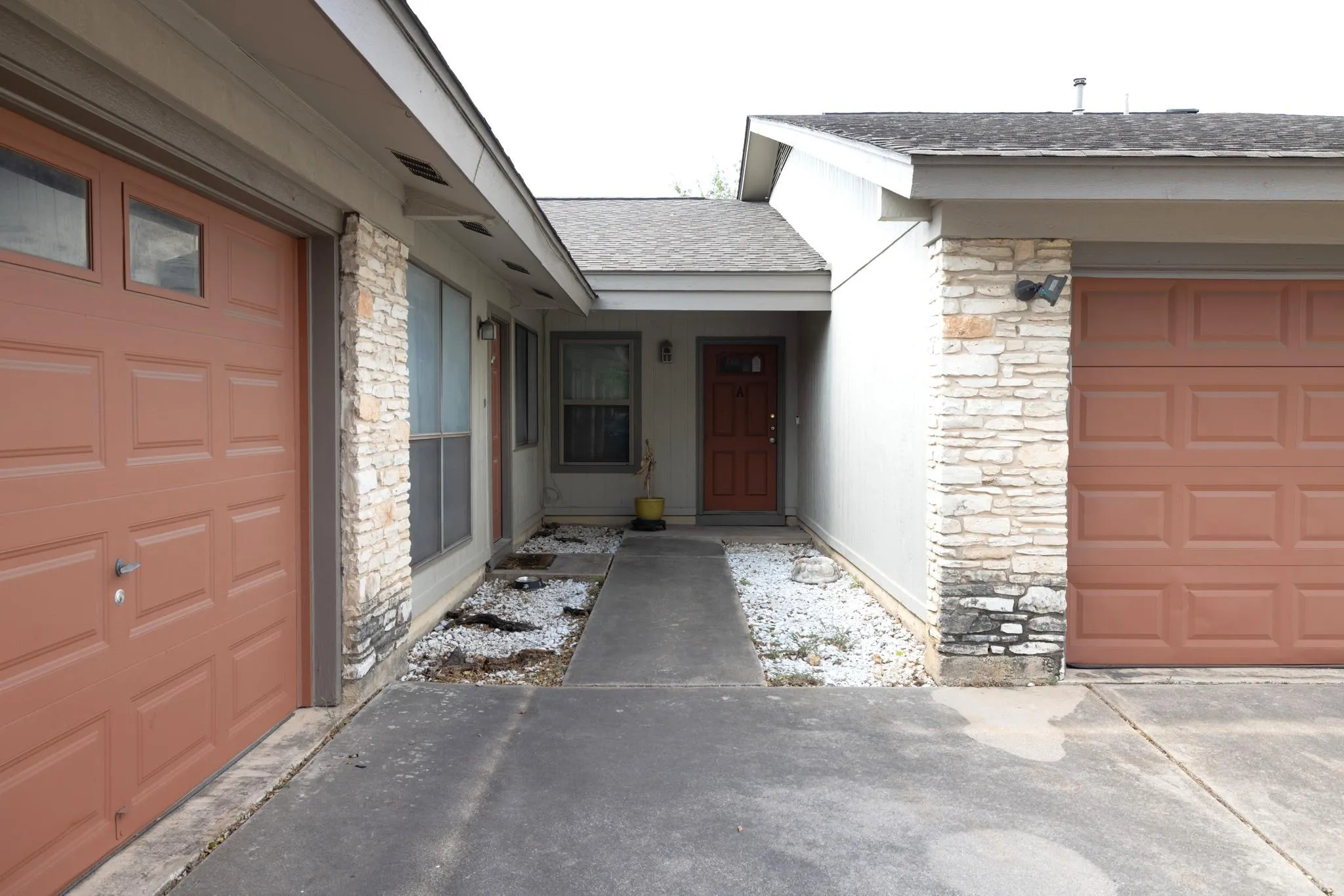 Photo 2 of 1200 LEANDER RD #A AND B