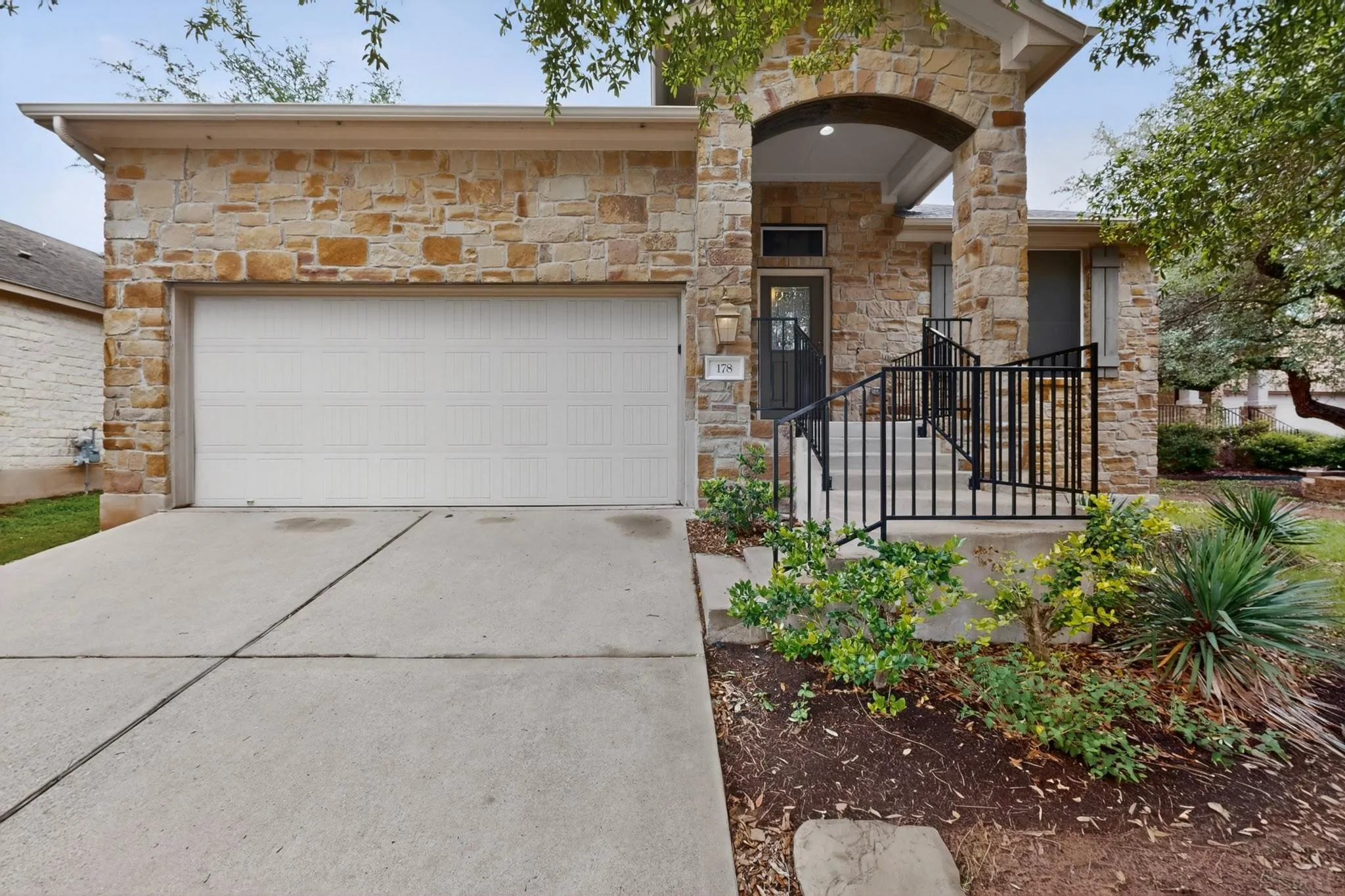 Photo of 178 LIMESTONE TRL, Austin, TX, 78737