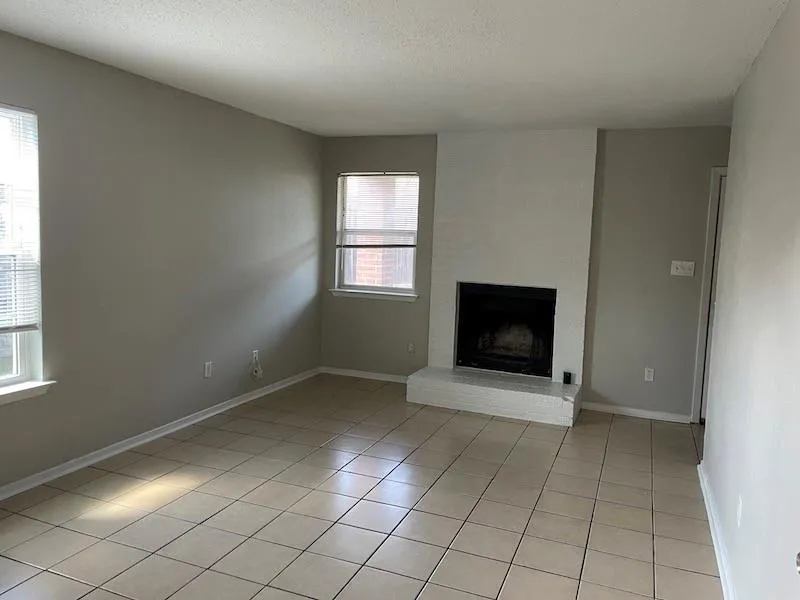 Photo 2 of 8401 COLONY LOOP DR #D