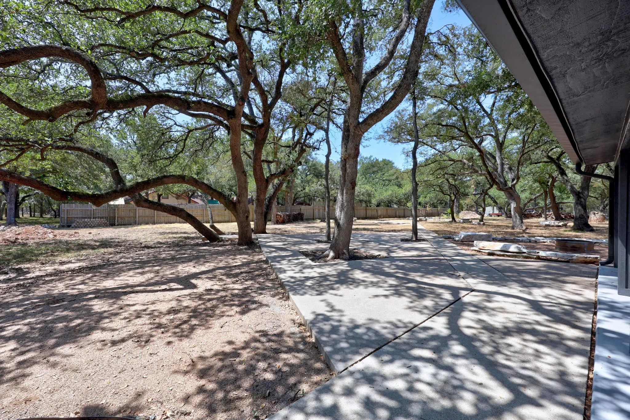 Photo 4 of 205 BELLO CIR