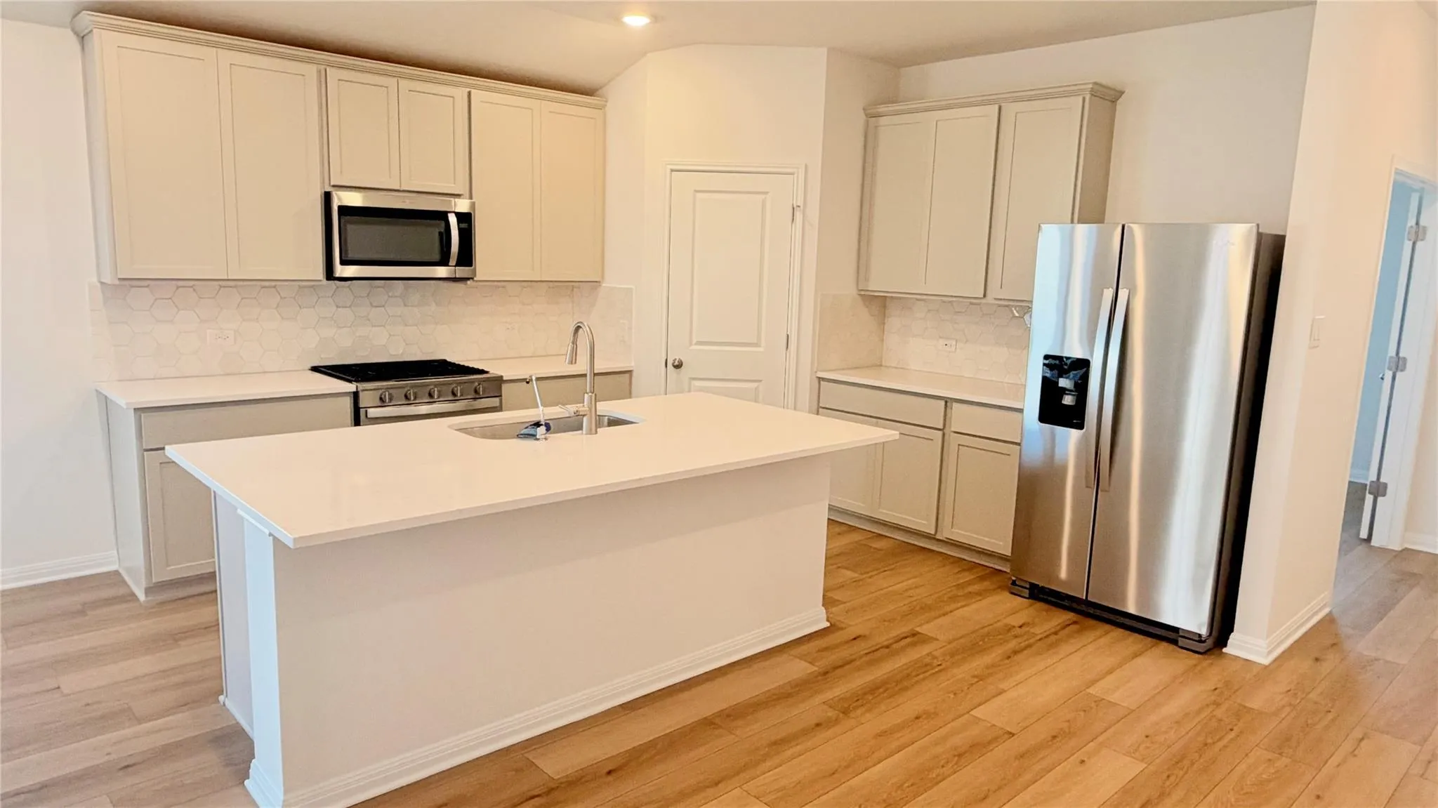 Photo 2 of 378 CALLAHAN LOOP