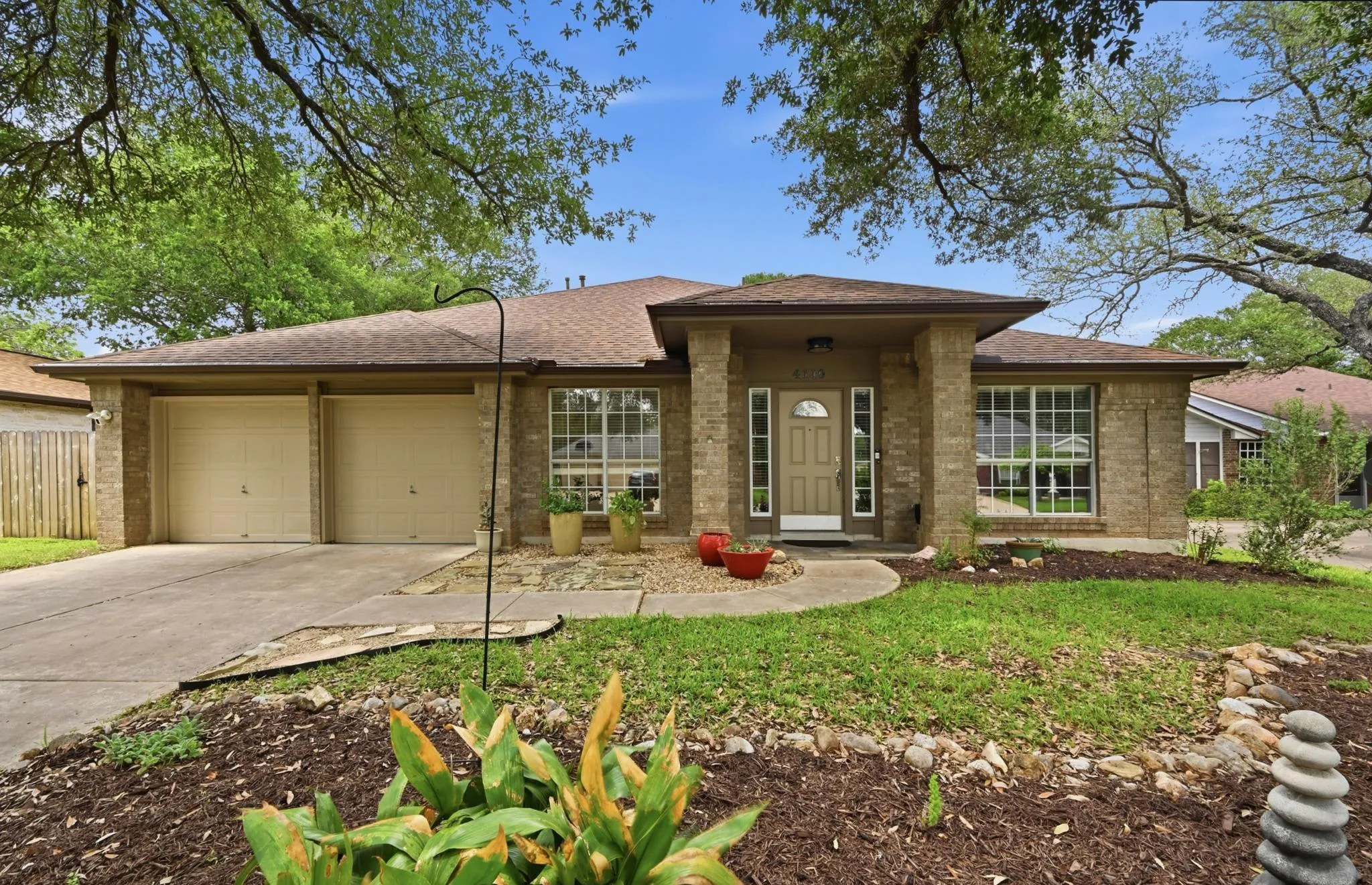 Photo of 4110 PASEO DR, Austin, TX, 78739