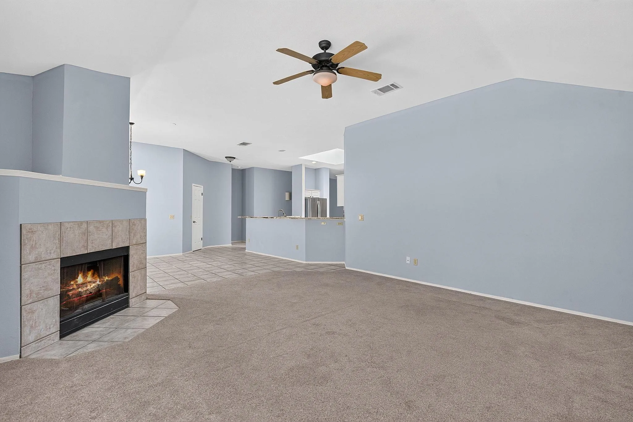 Photo 4 of 4110 PASEO DR