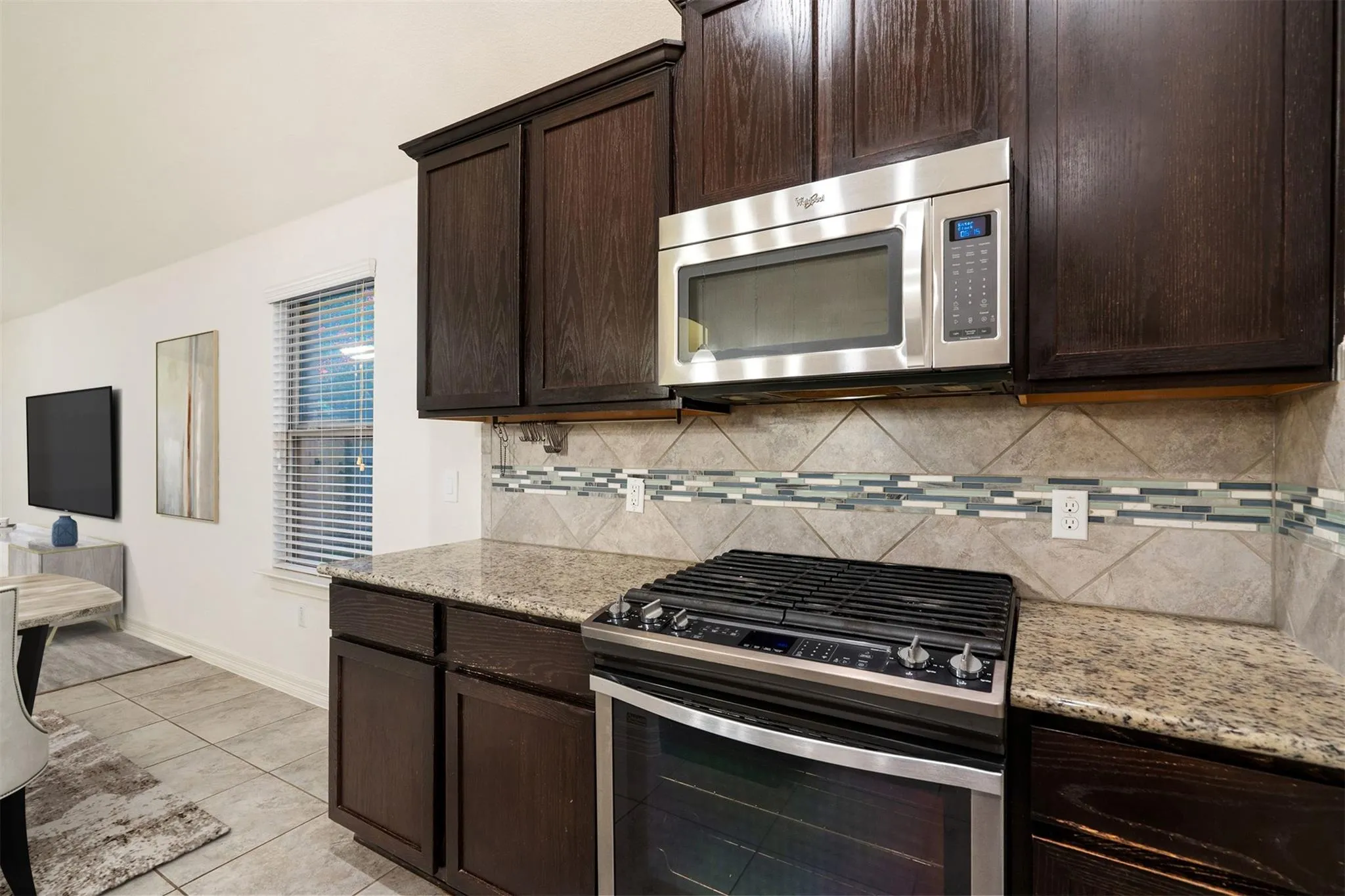 Photo 5 of 2705 KINGSLAND WAY