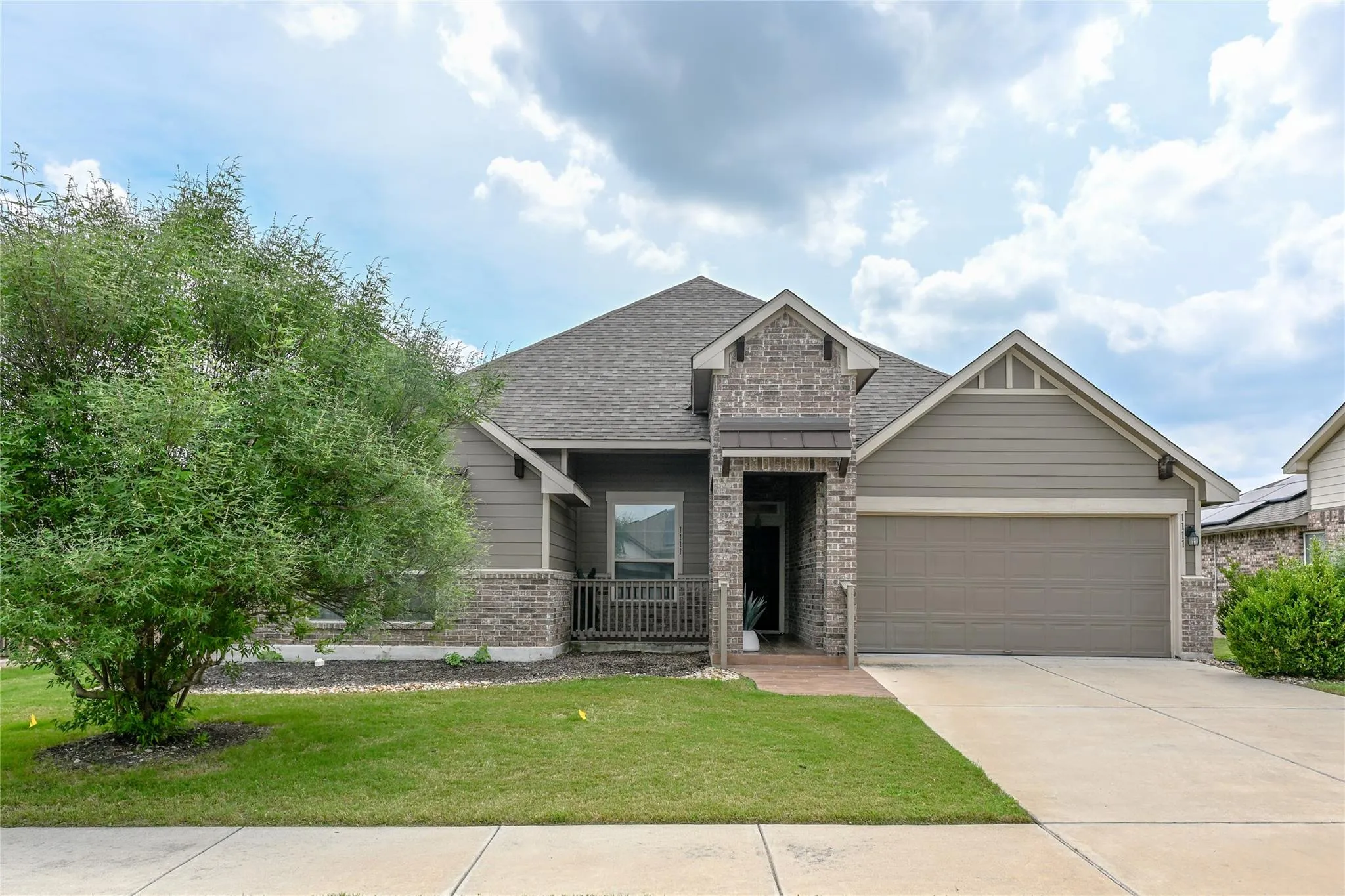 Photo of 1111 HALEKALA TRL, Pflugerville, 78660