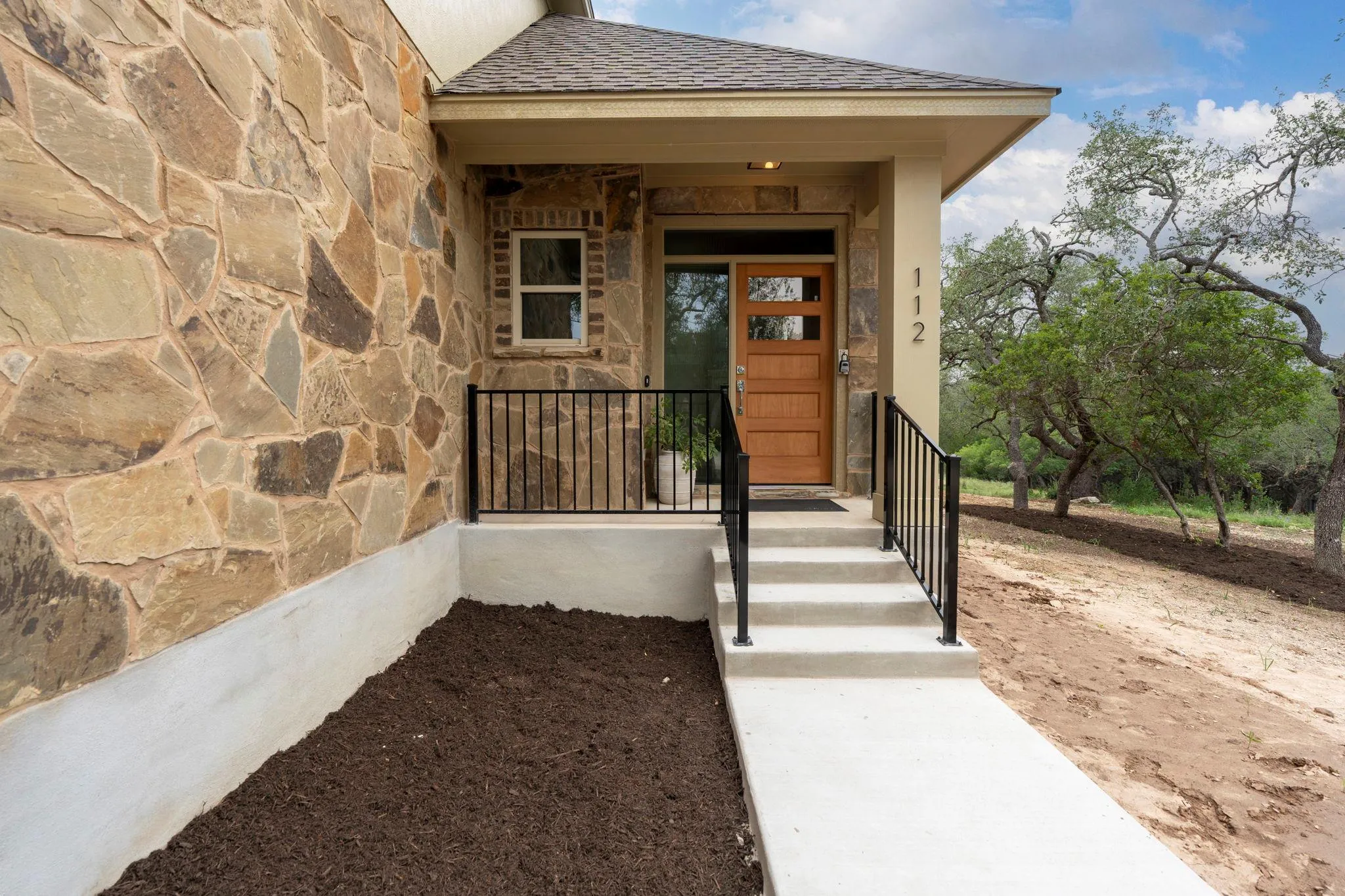 Photo 5 of 112 TWIN CREEK CIR