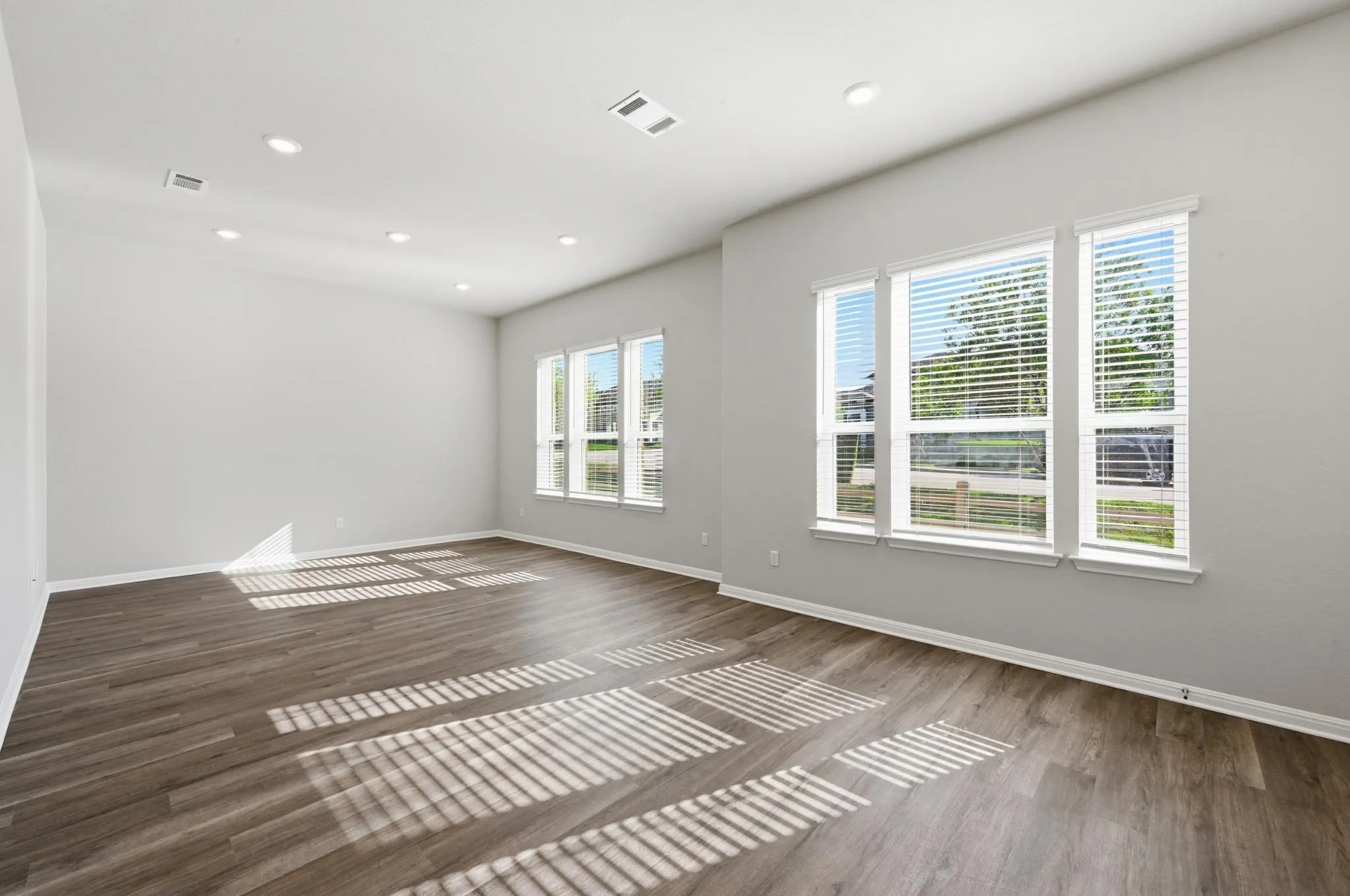 Photo 5 of 1020 VISTA VIEW DR #502