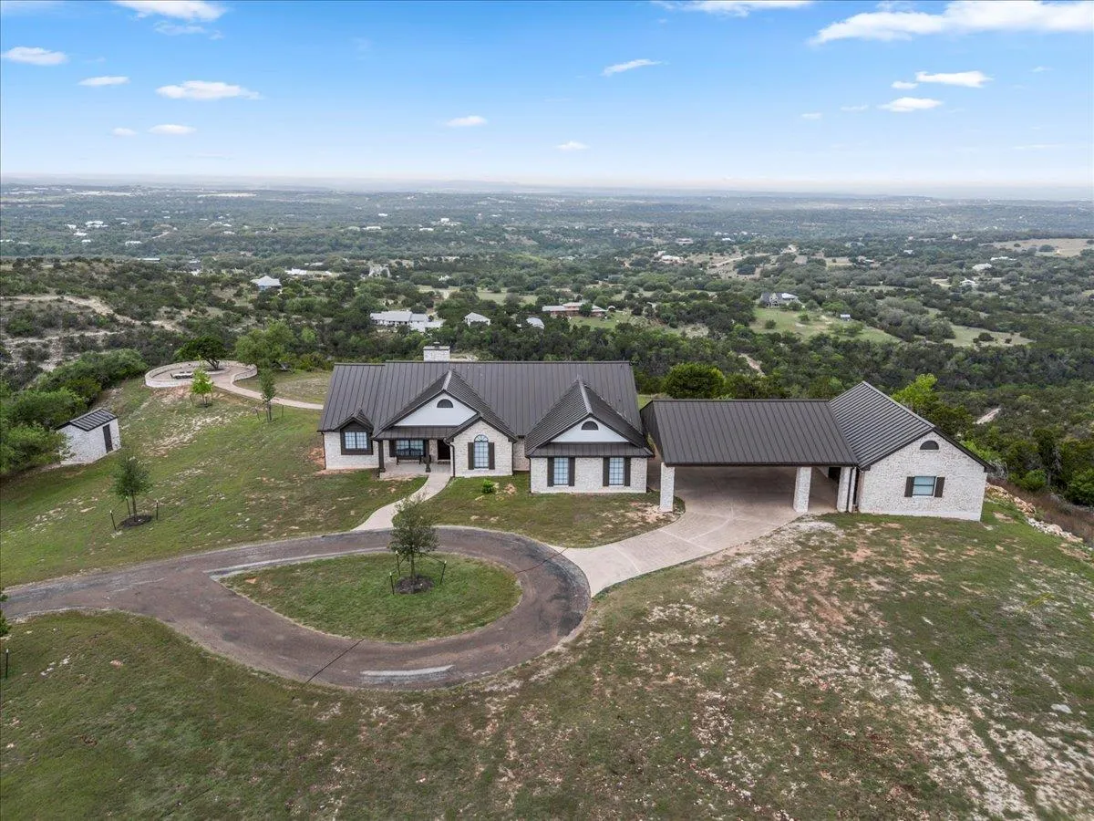 Photo of 6594 W HWY 290, Dripping Springs, TX, 78620