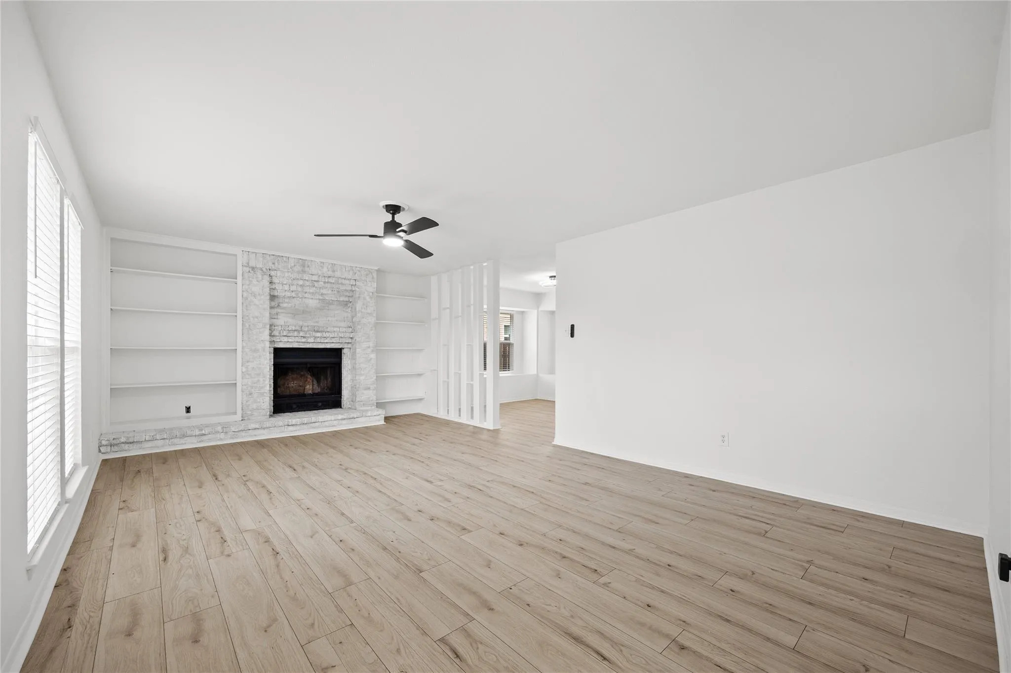 Photo 5 of 2110 ELYSIAN FLDS