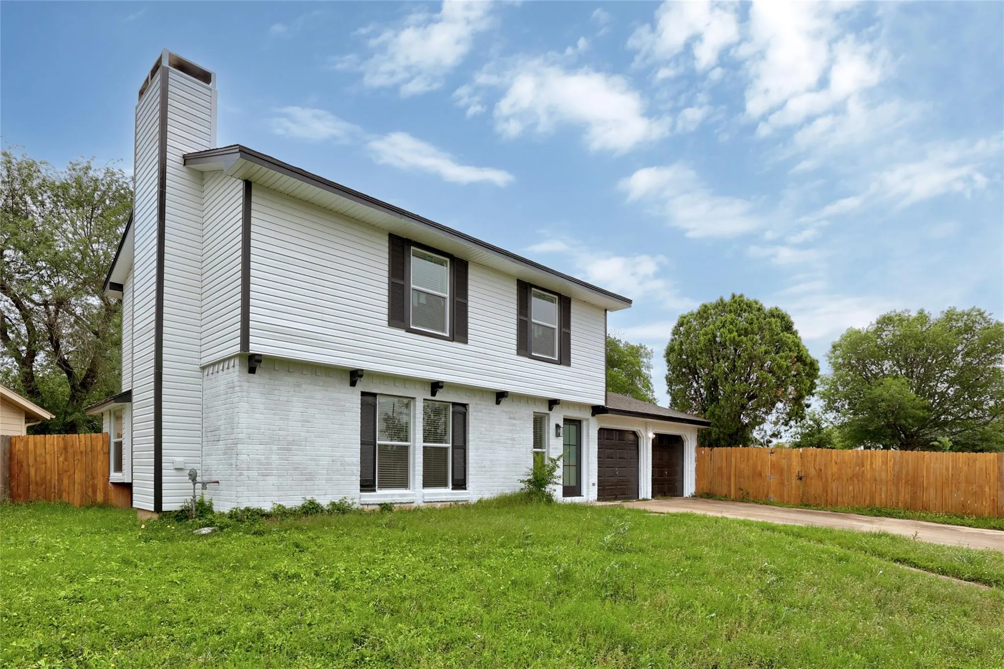 Photo 3 of 2110 ELYSIAN FLDS