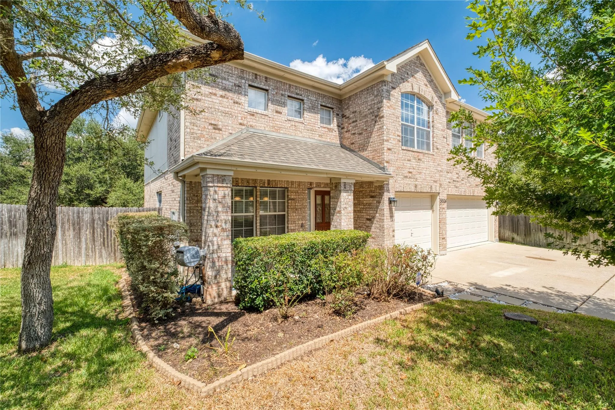 Photo of 5604 BEACHMONT CT, Austin, TX, 78739