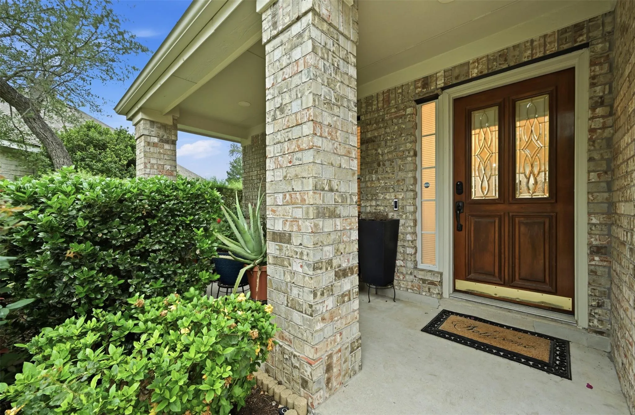 Photo 3 of 5604 BEACHMONT CT
