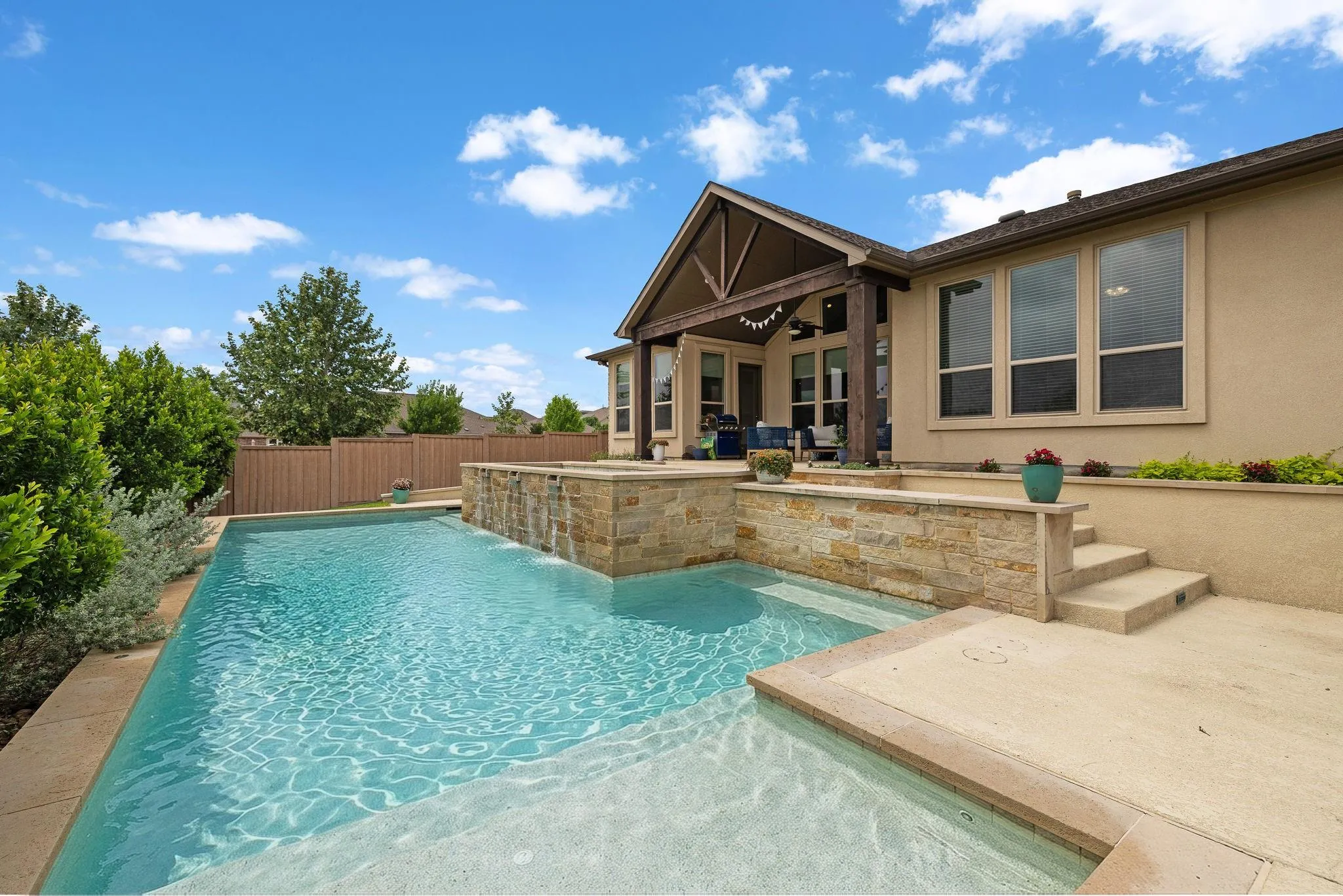 Photo of 300 BLUE AGAVE LN, Georgetown, TX, 78626