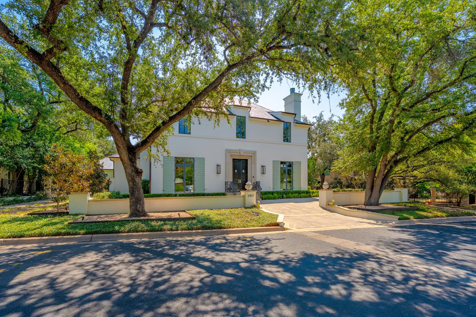 Photo 2 of 3407 TIMBERWOOD CIR