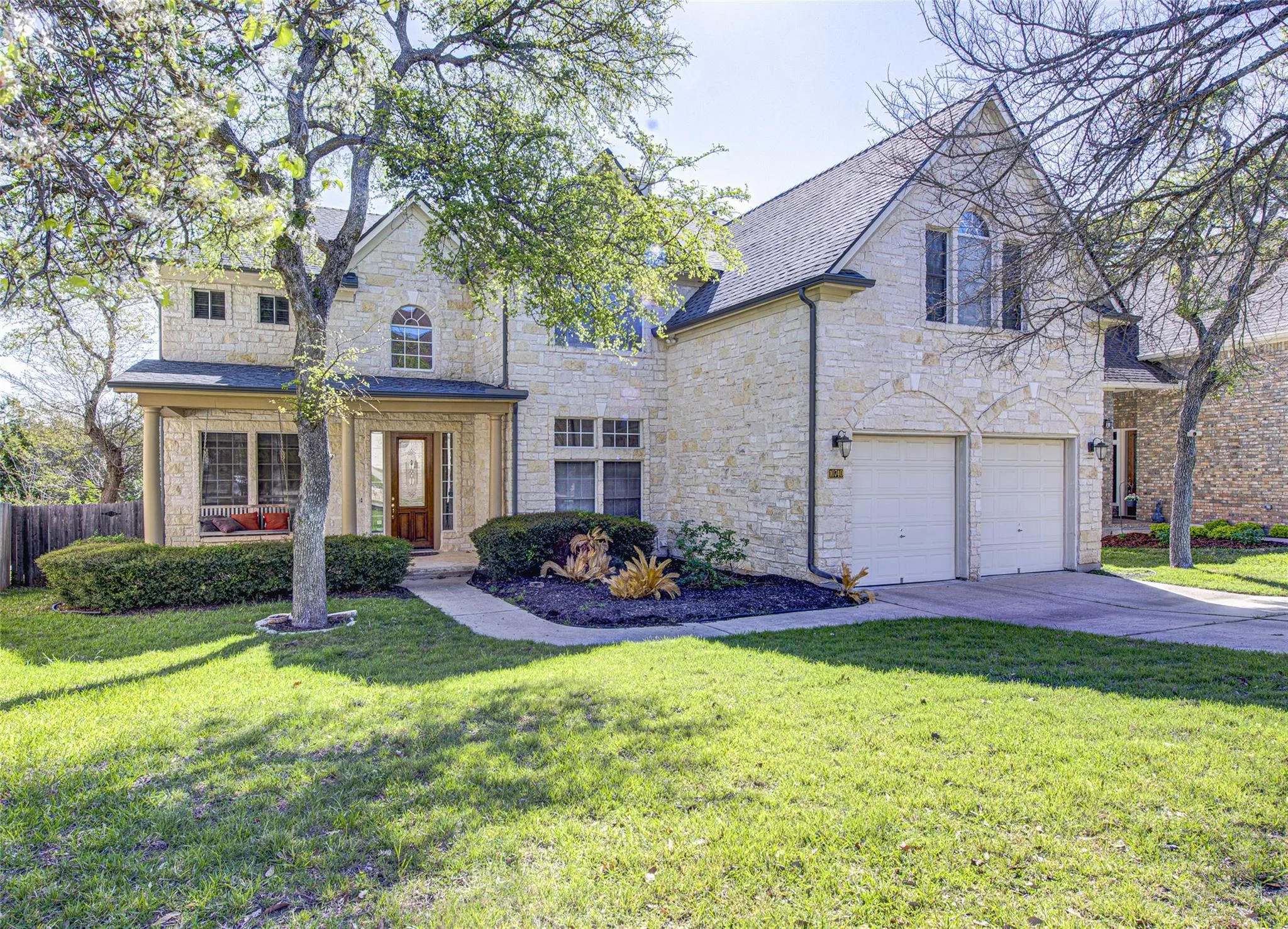 Photo 2 of 10740 BRAMBLECREST DR