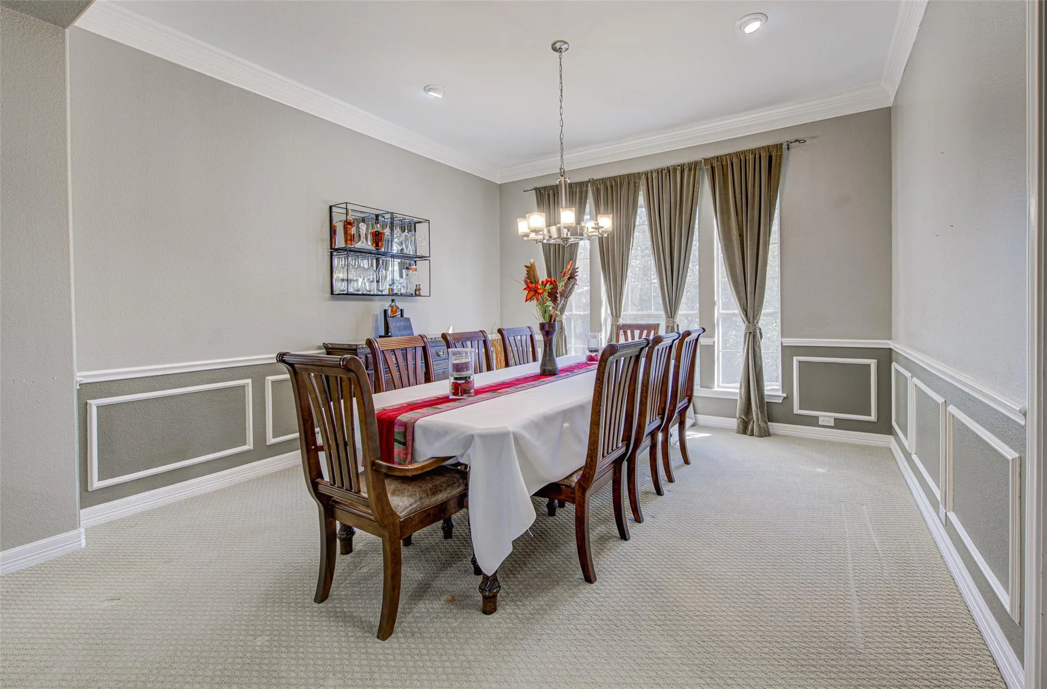 Photo 4 of 10740 BRAMBLECREST DR