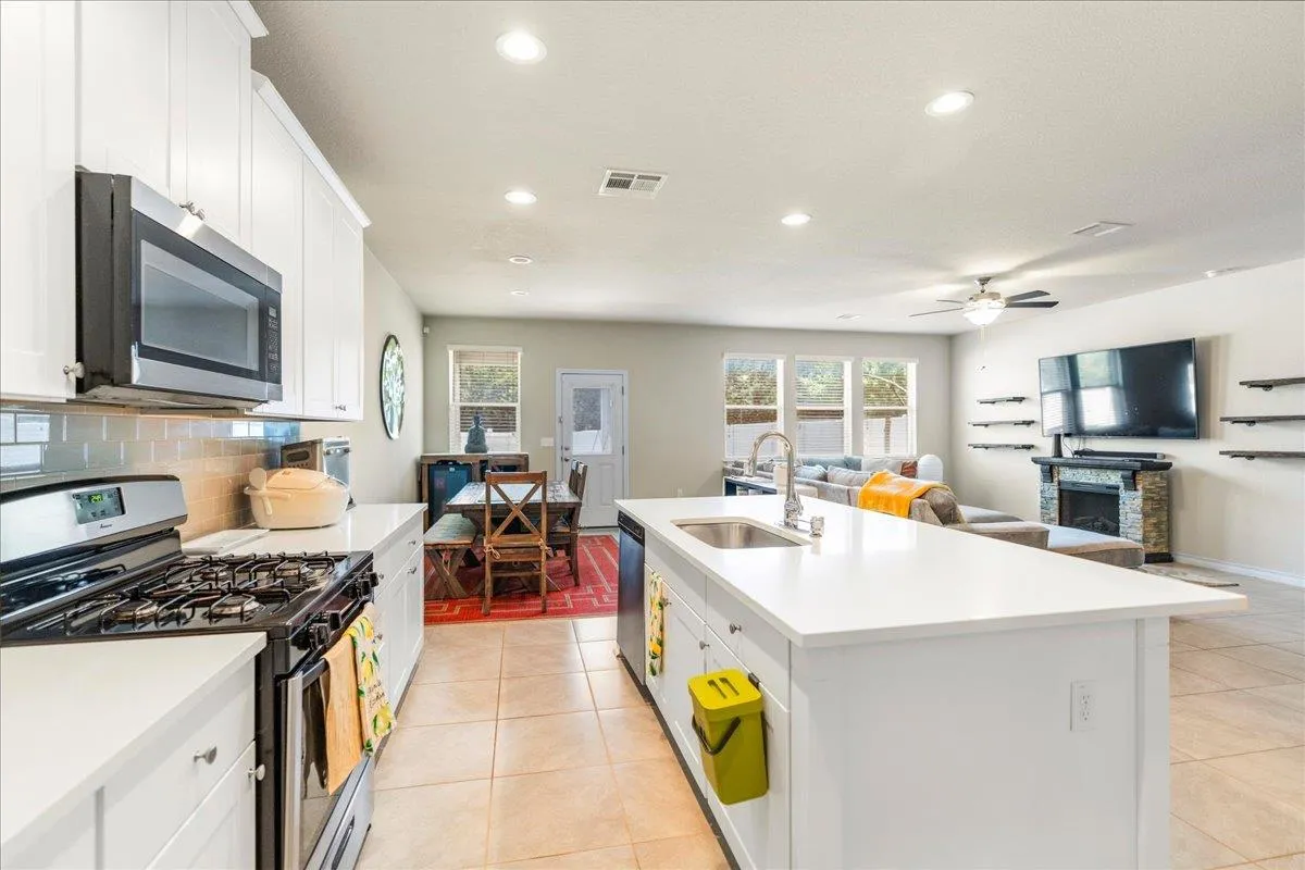 Photo 5 of 11600 RIVER PLANTATION DR