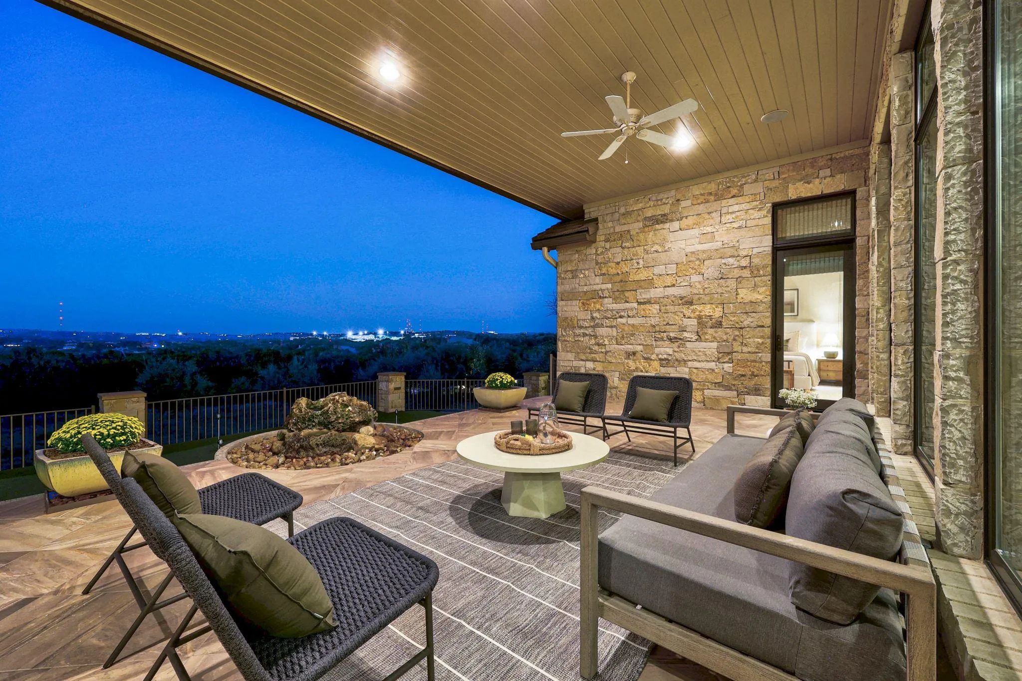 Photo 2 of 3809 VERANO DR