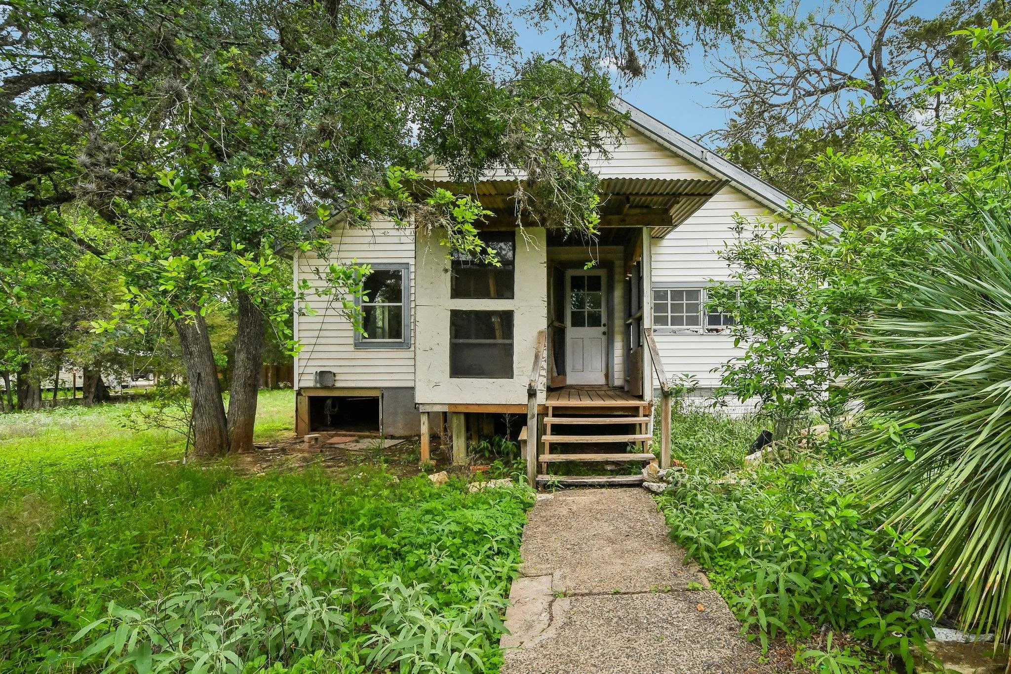 Photo 2 of 116 HART LN