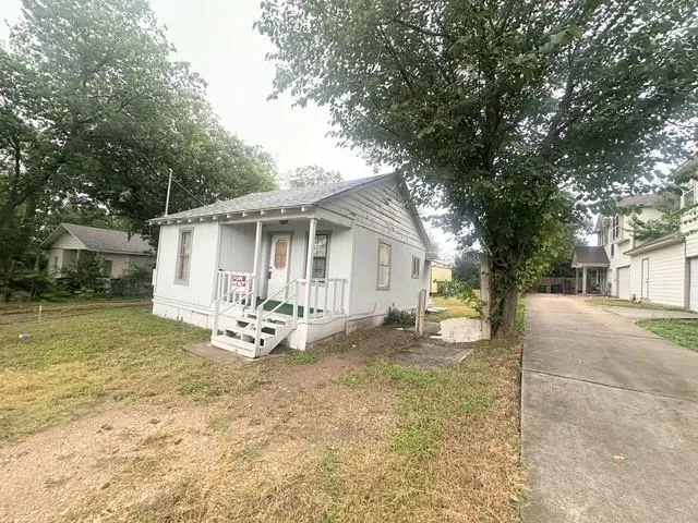 Photo of 507 DELMAR AVE, Austin, TX, 78752