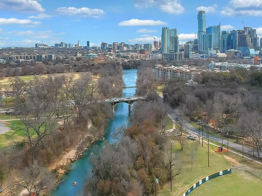 Photo of 1900 BARTON SPRINGS RD #4013, Austin, TX, 78704
