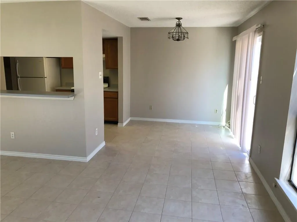 Photo 5 of 13311 SADDLEBROOK TRL #B
