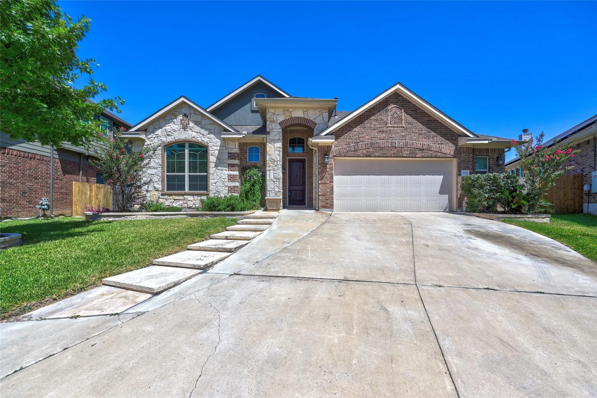 Photo of 409 BETONY LOOP, Buda, TX, 78610