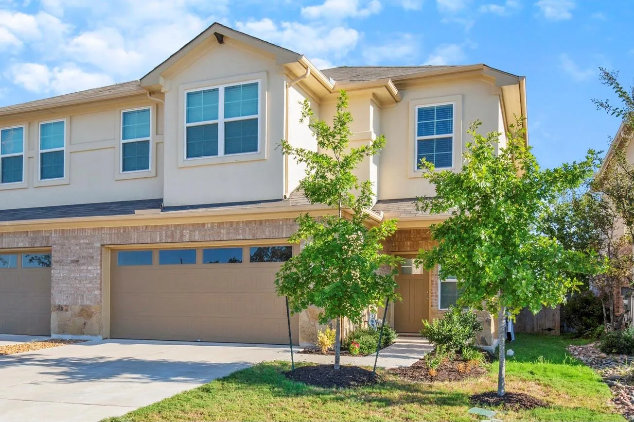 Photo 2 of 1120 LA CONTERRA BLVD
