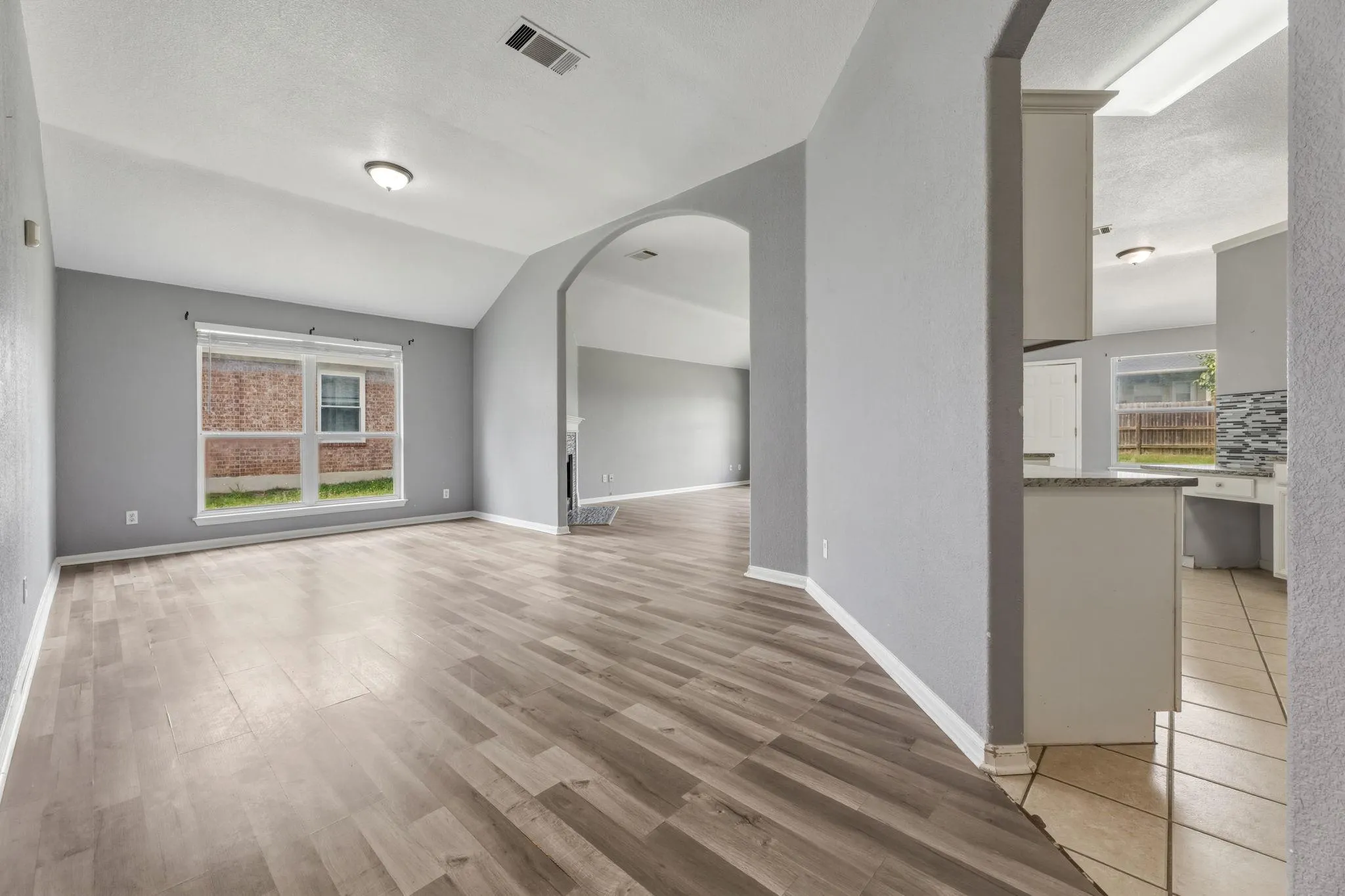 Photo 5 of 1514 SPRING PEONY CT