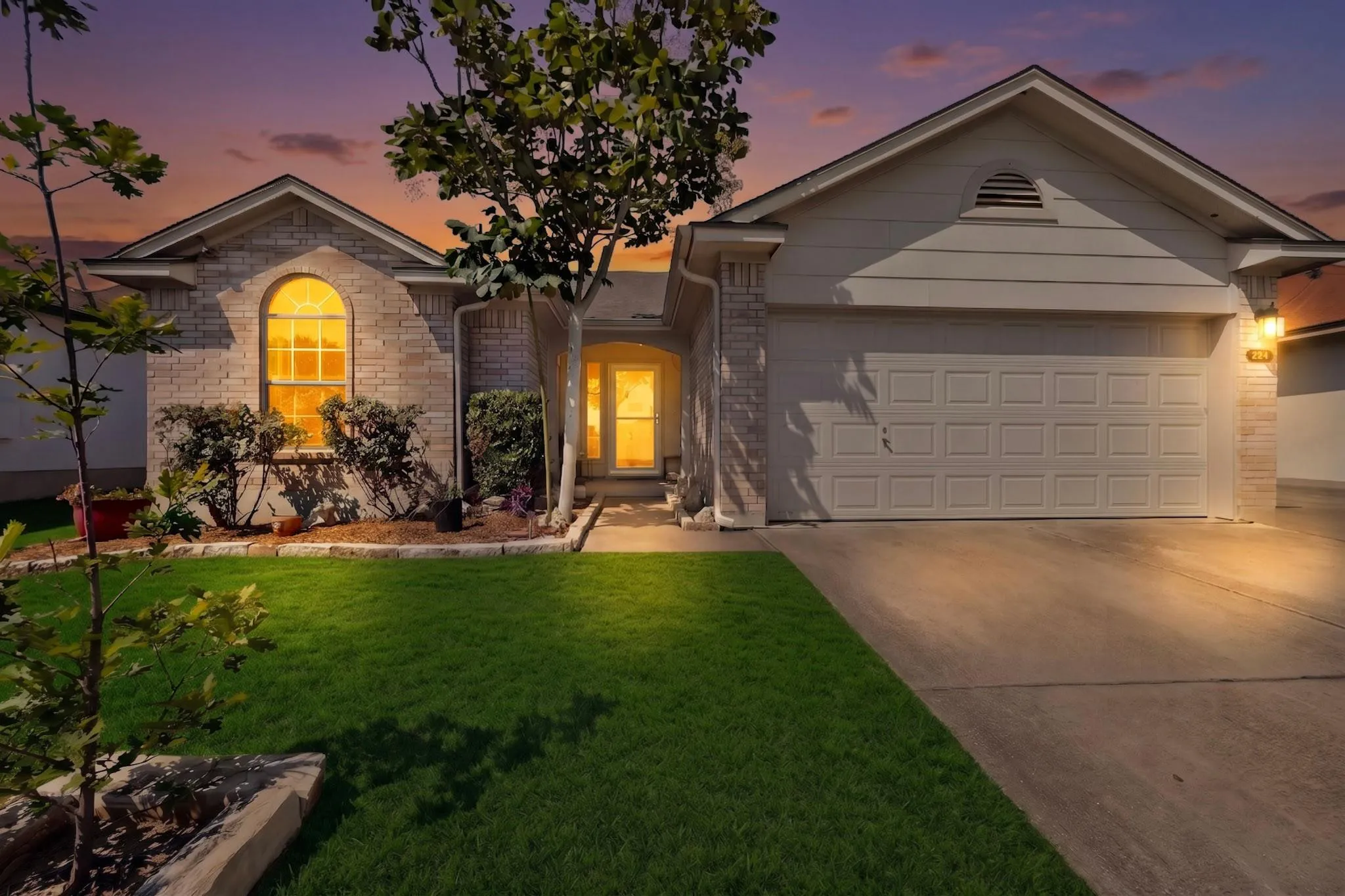 Photo 4 of 15104 MIMEBARK WAY