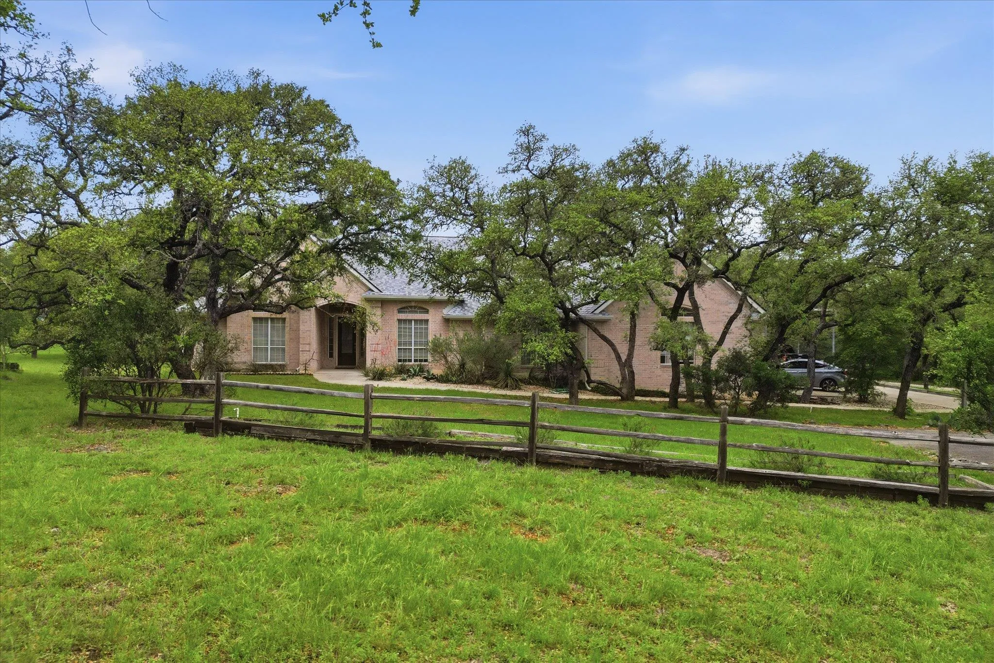 Photo of 1100 APPALACHIAN TRL, San Marcos, TX, 78666