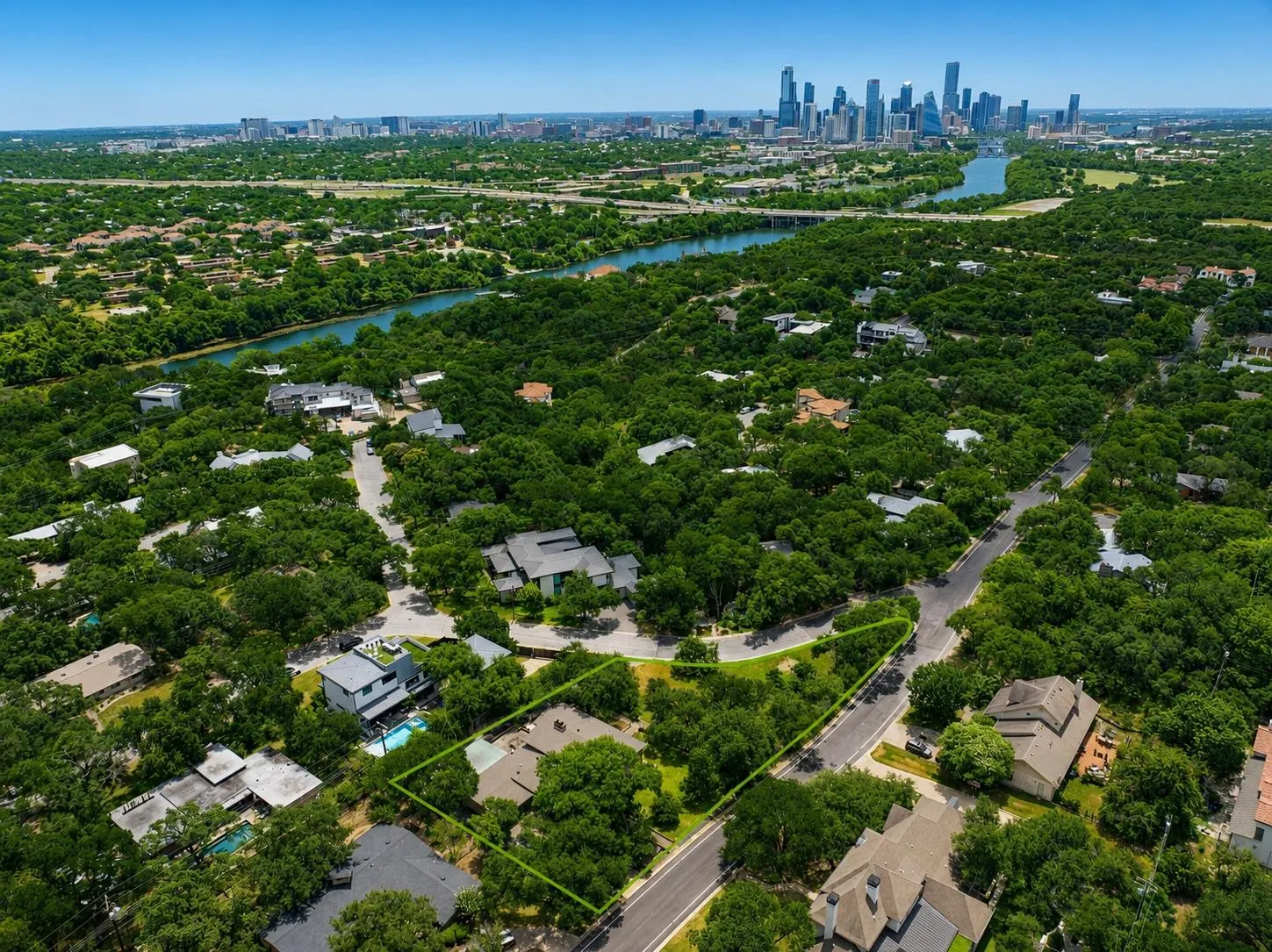 Photo of 2805 HATLEY DR, Austin, TX, 78746