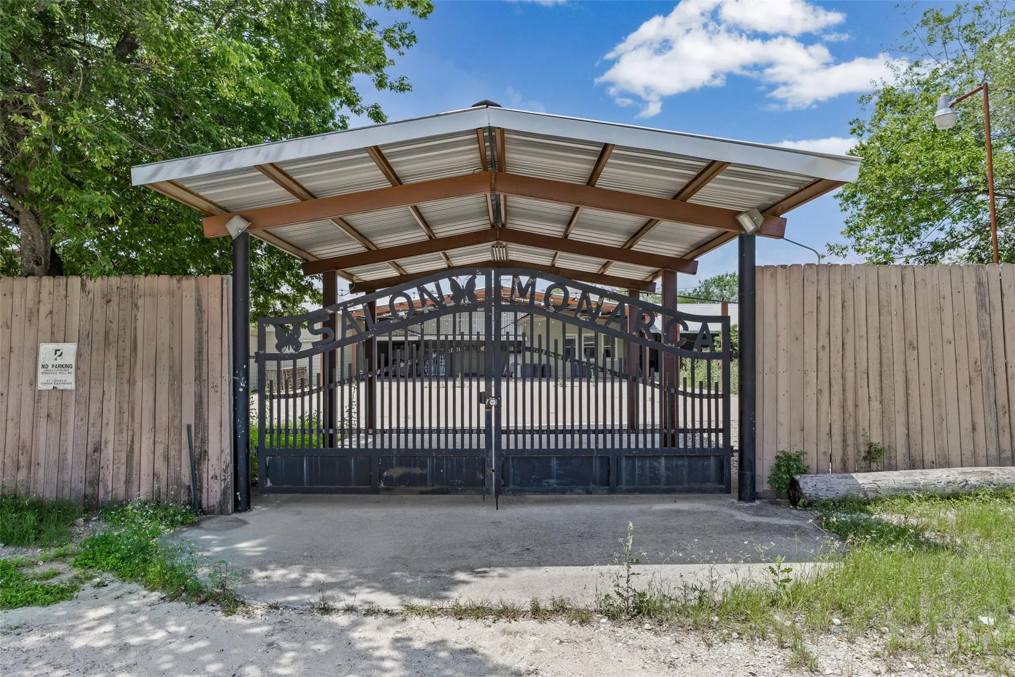 Photo of 6950 US HIGHWAY 183 S, Austin, TX, 78744