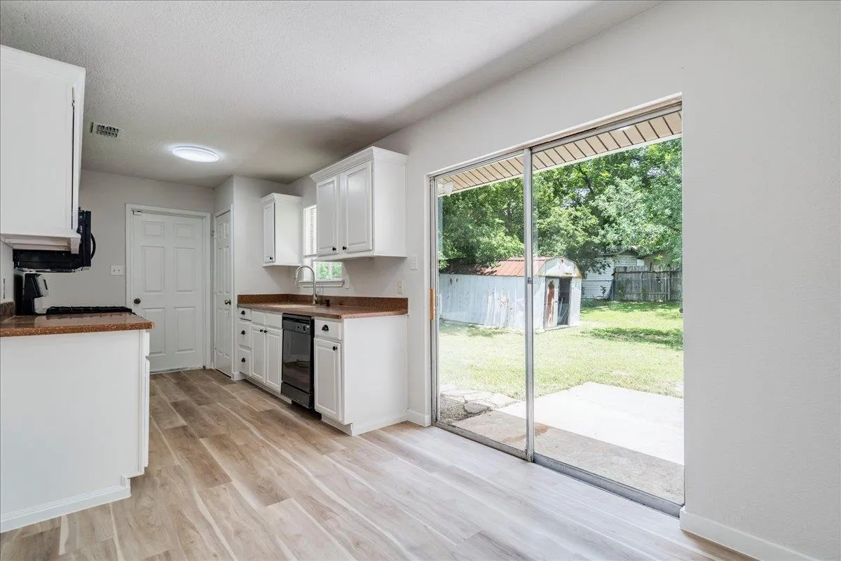 Photo of 200 E PHEASANT DR, Austin, TX, 78753