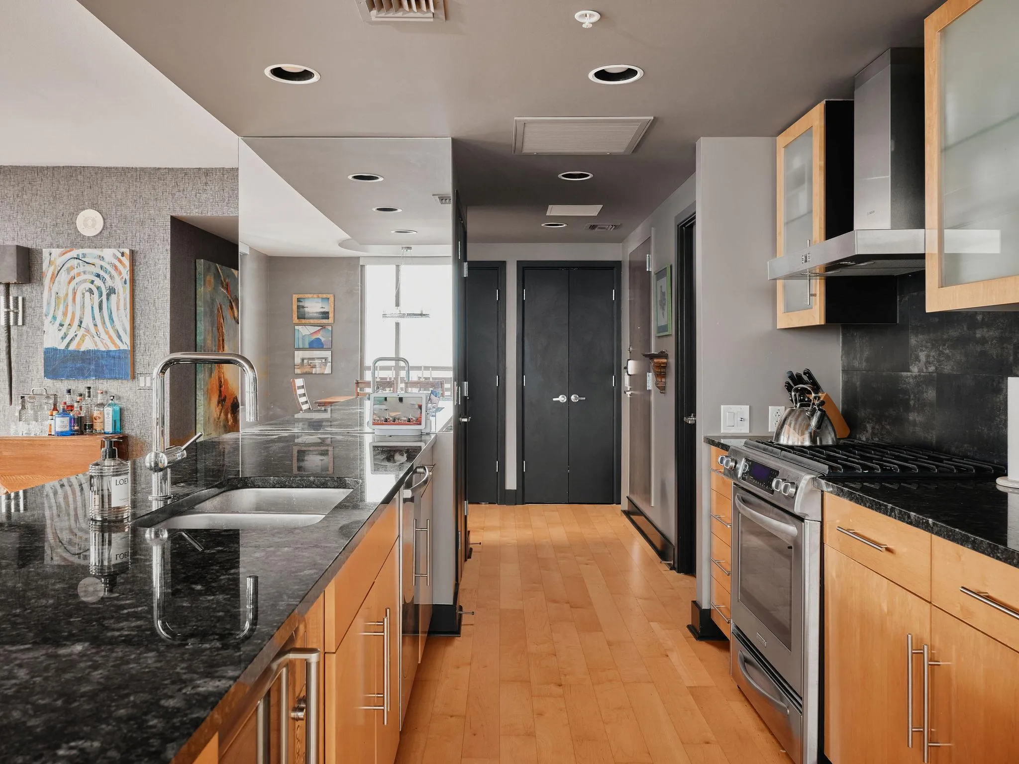 Photo 5 of 300 BOWIE ST #4101