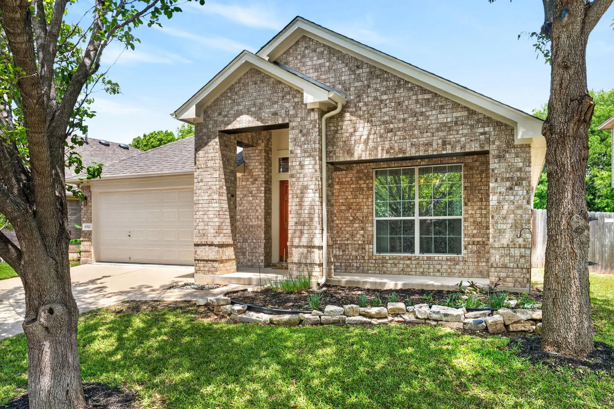 Photo of 10520 CHANNEL ISLAND DR, Austin, TX, 78747