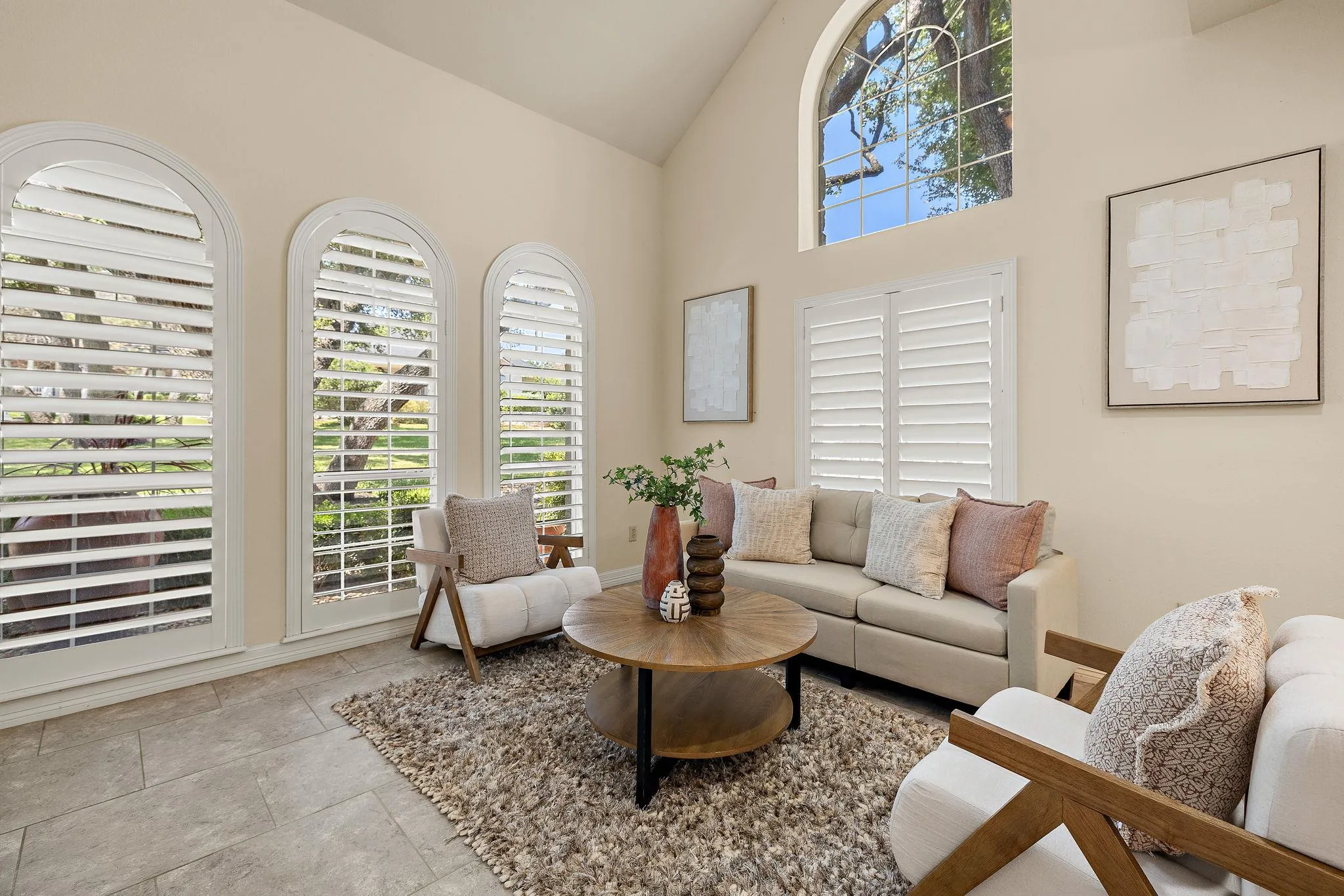 Photo 4 of 2929 CEDAR CREST CIR