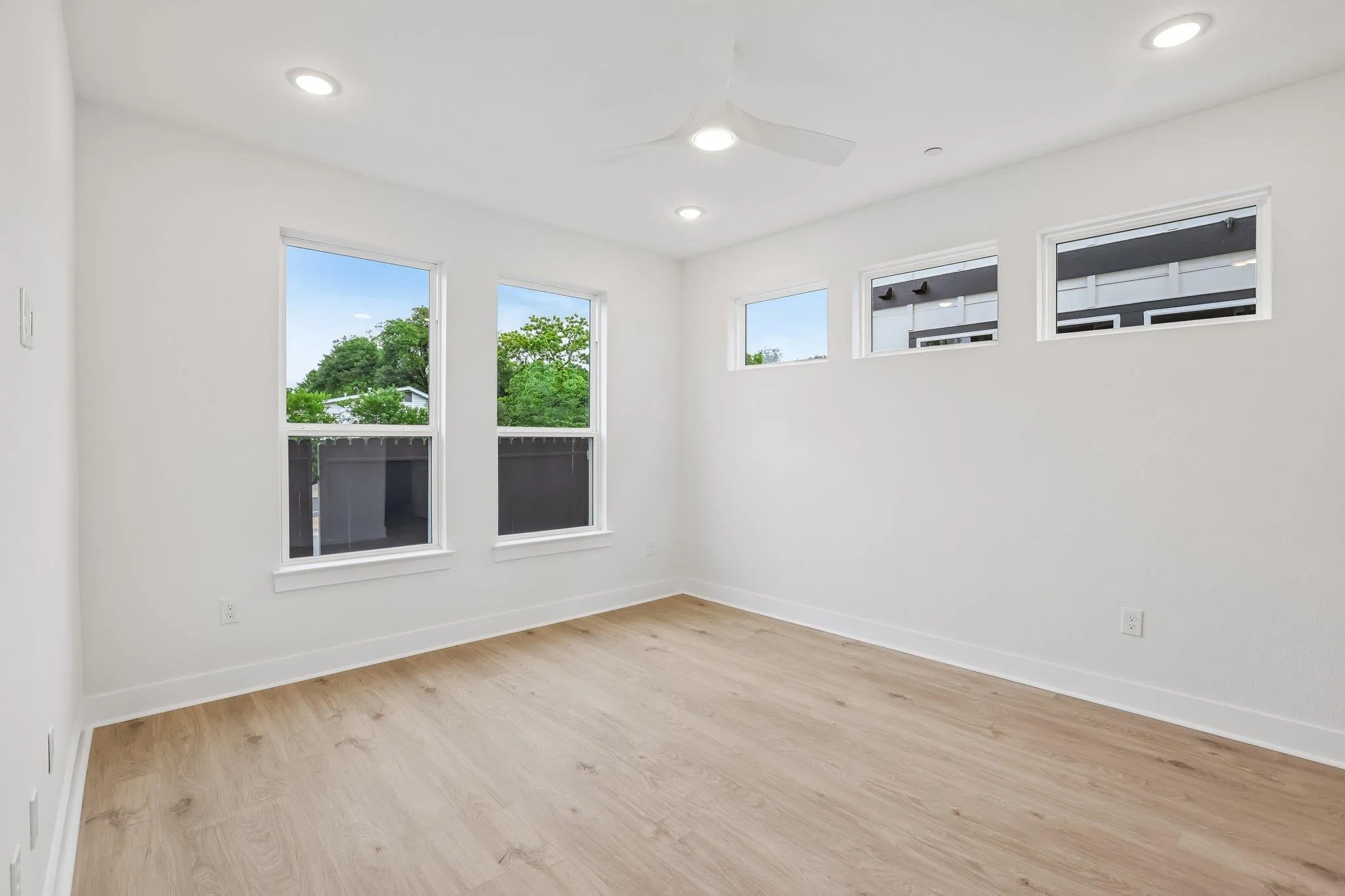 Photo 2 of 200 W 56TH ST #1104