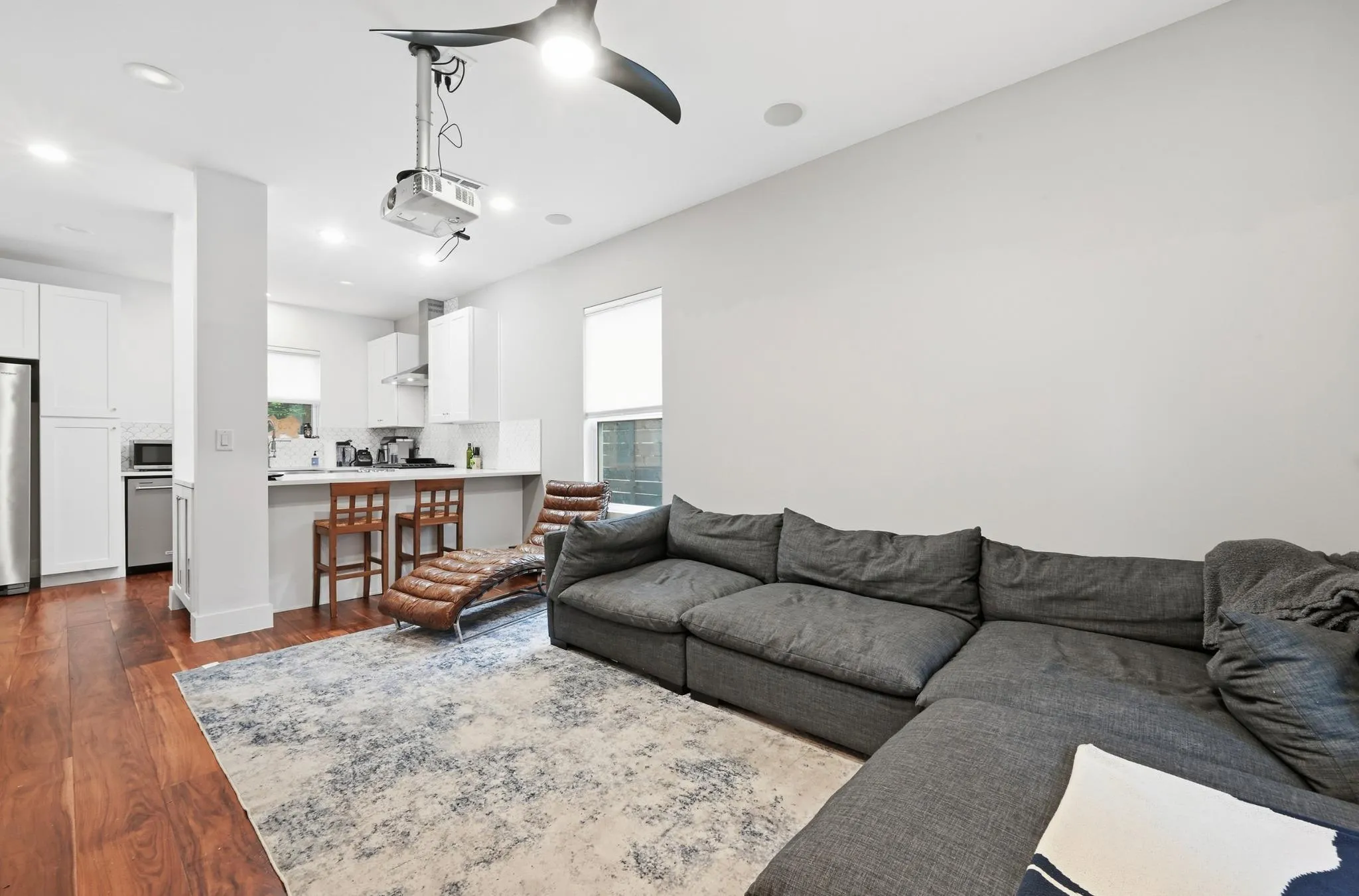 Photo 5 of 105 ELKHART ST #3