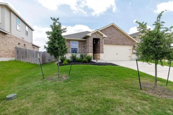 Photo 3 of 17621 FAIRBRIDGE LN