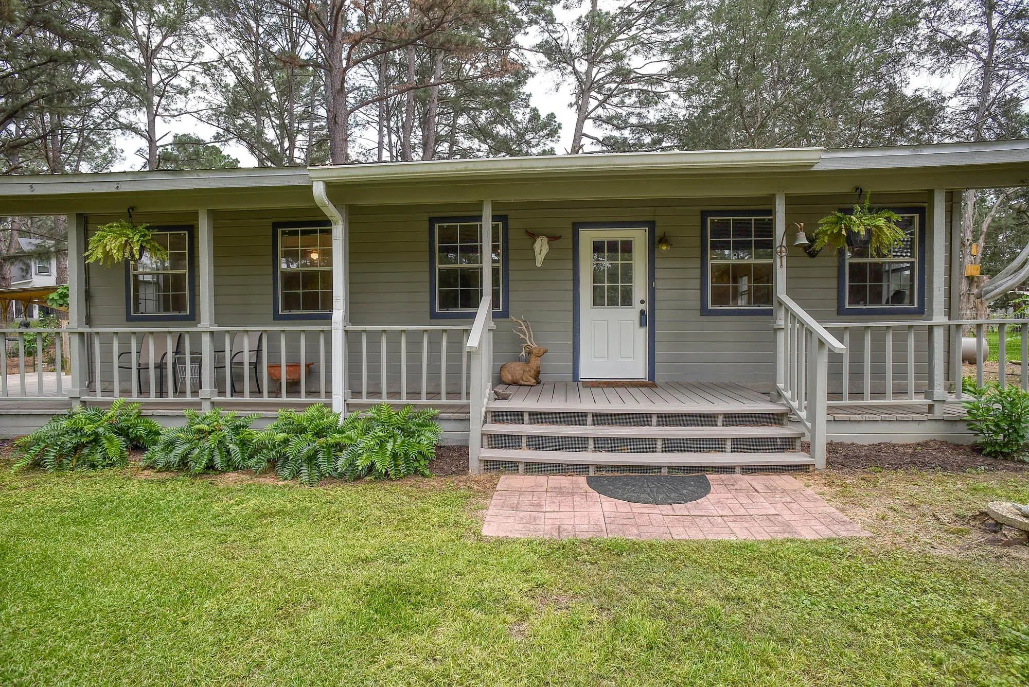 Photo 2 of 121 PONY GRASS LN